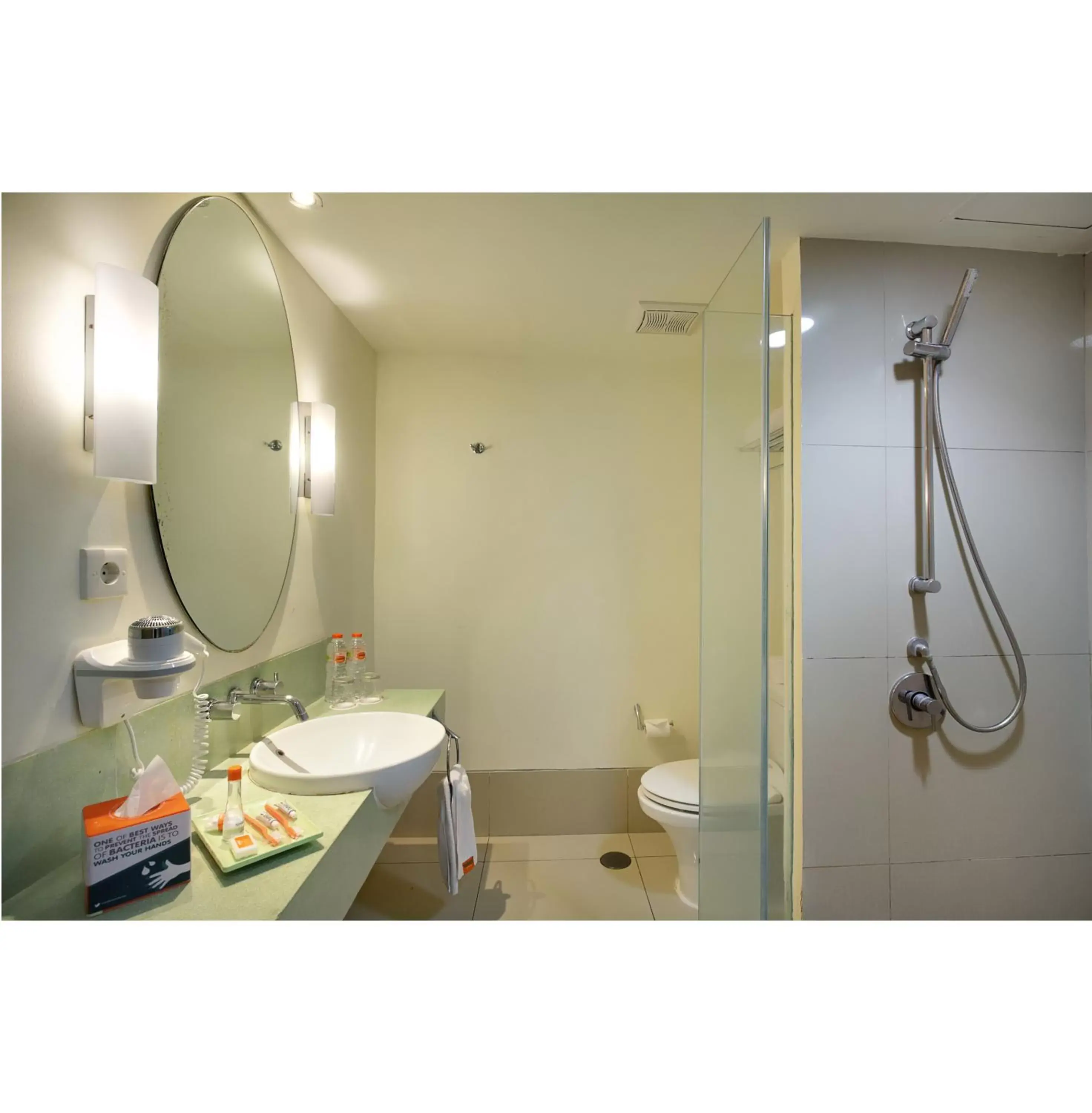 Shower, Bathroom in HARRIS Hotel & Residences Sunset Road