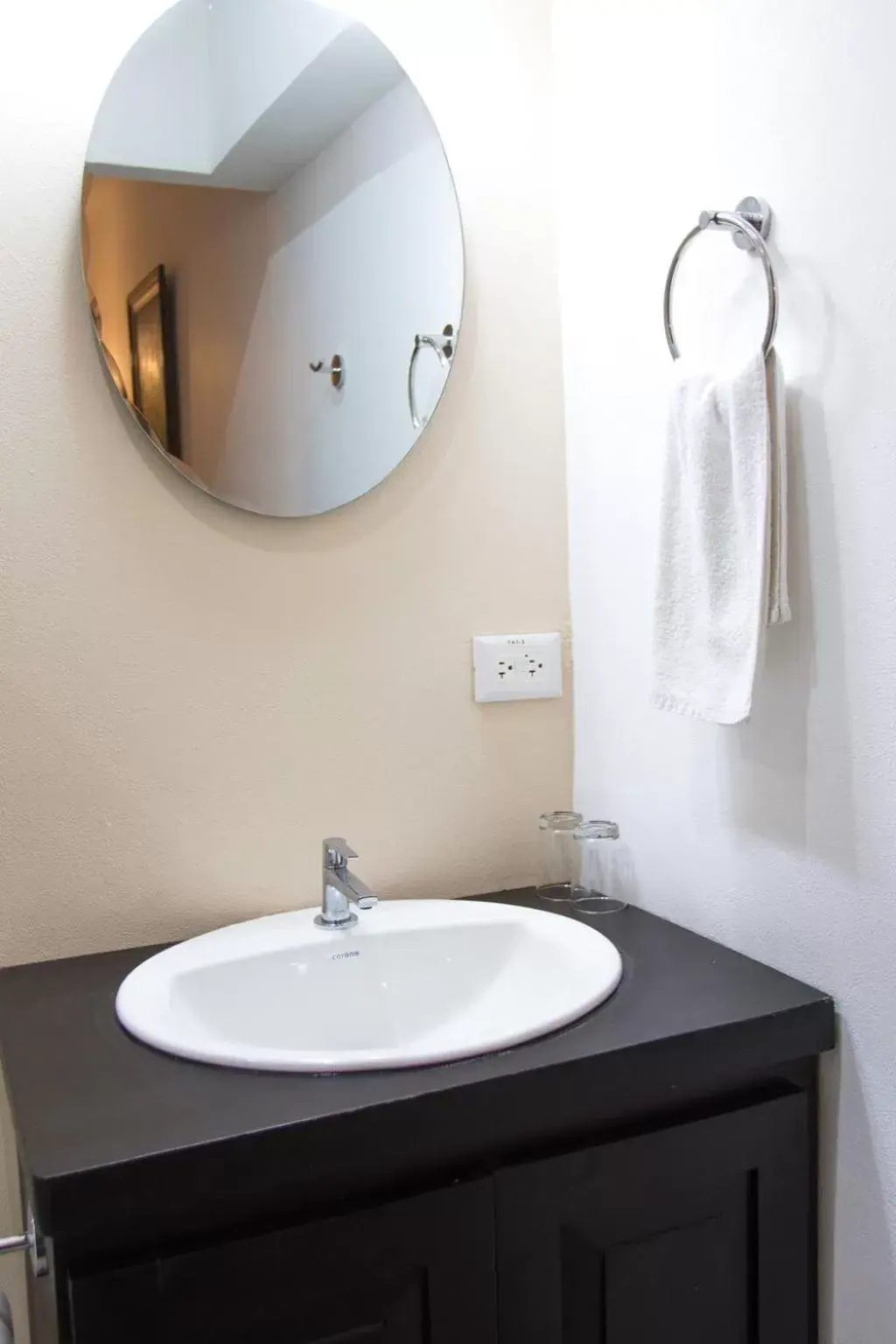 Bathroom in La Fortuna Lodge by Treebu Hotels