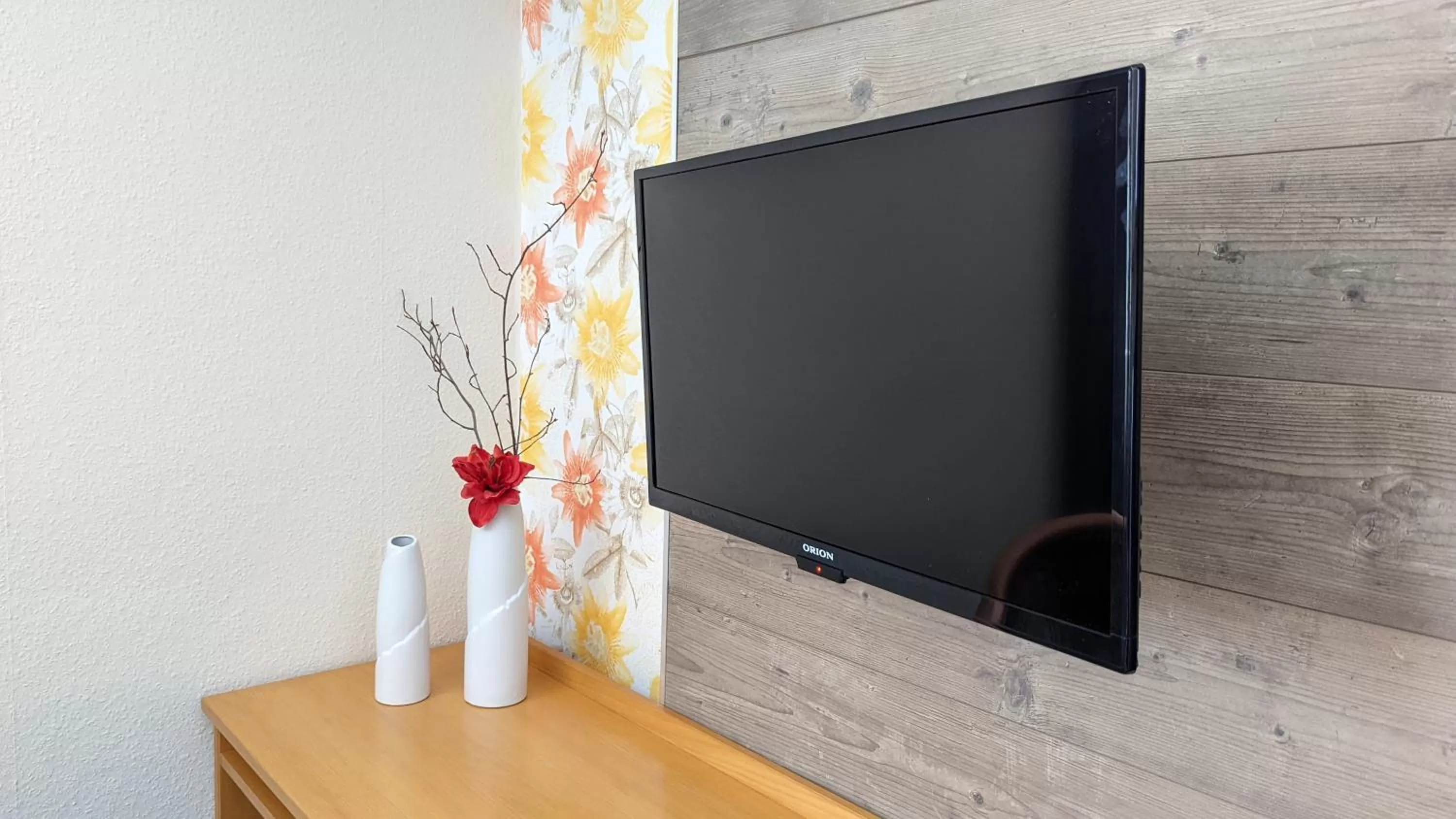 TV and multimedia in Hotel Heilbrunnen