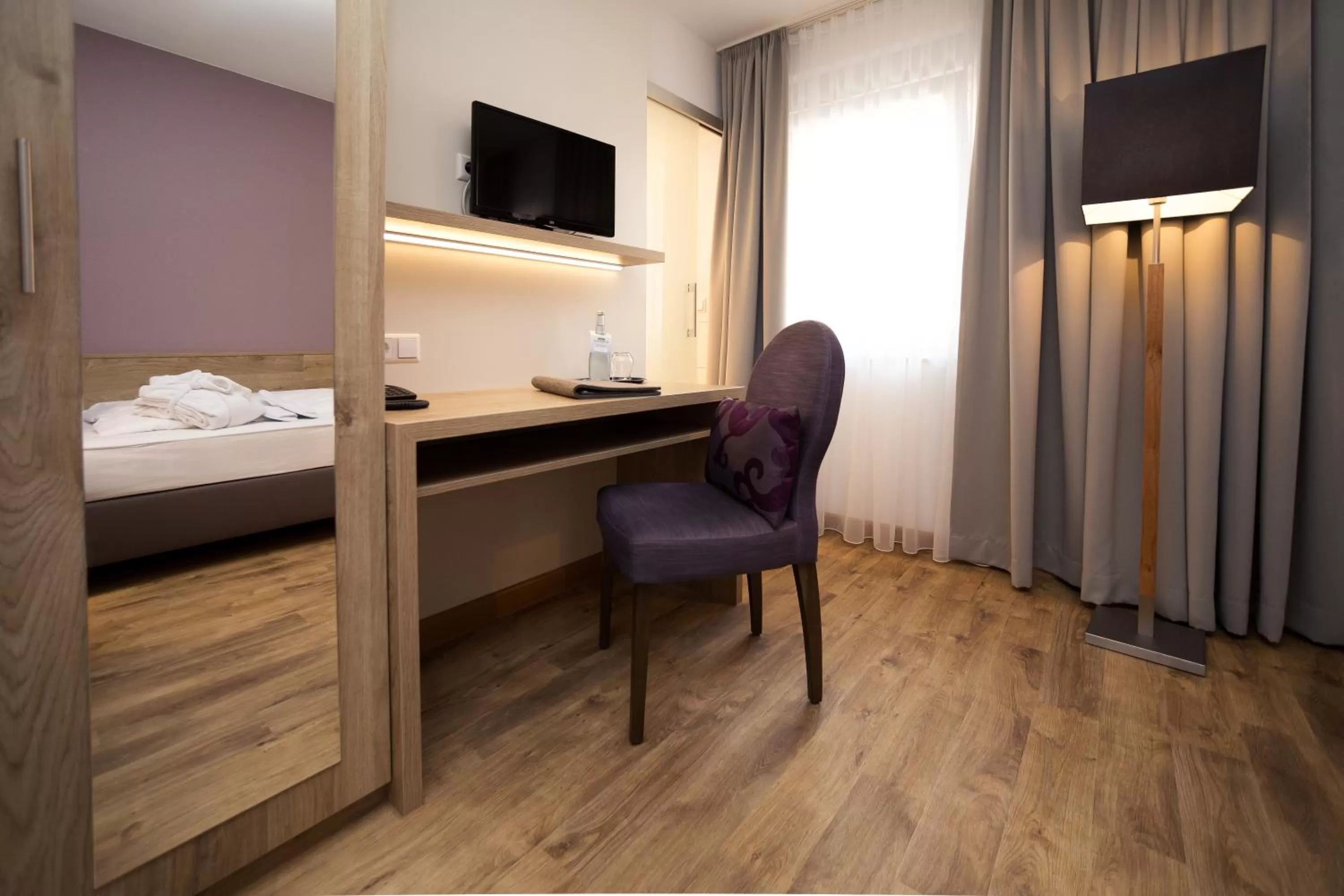 Seating area, Bed in DasSchaffers - MeinWohlfühlhotel