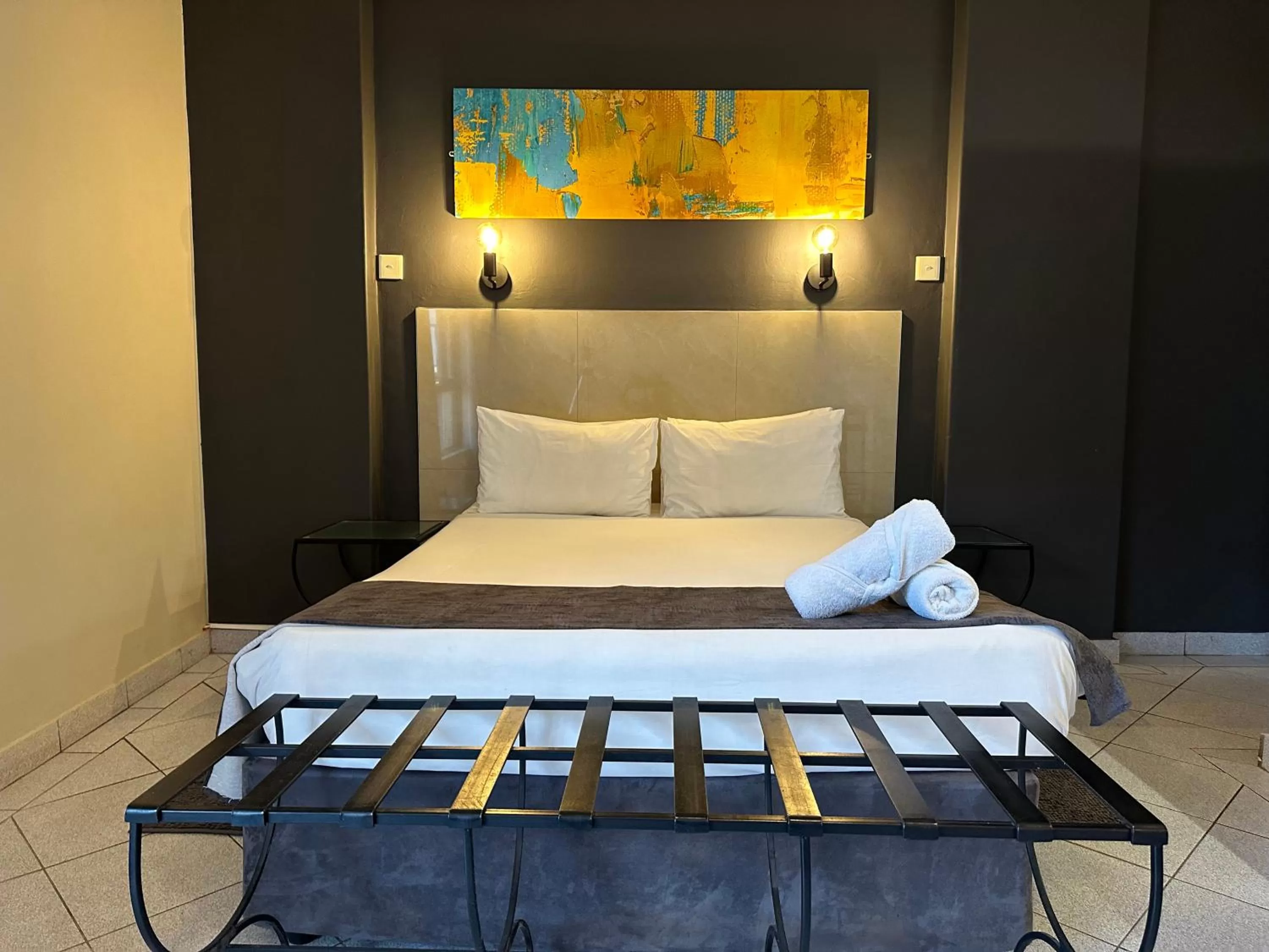 Bed in N1 Hotel Samora Machel Harare