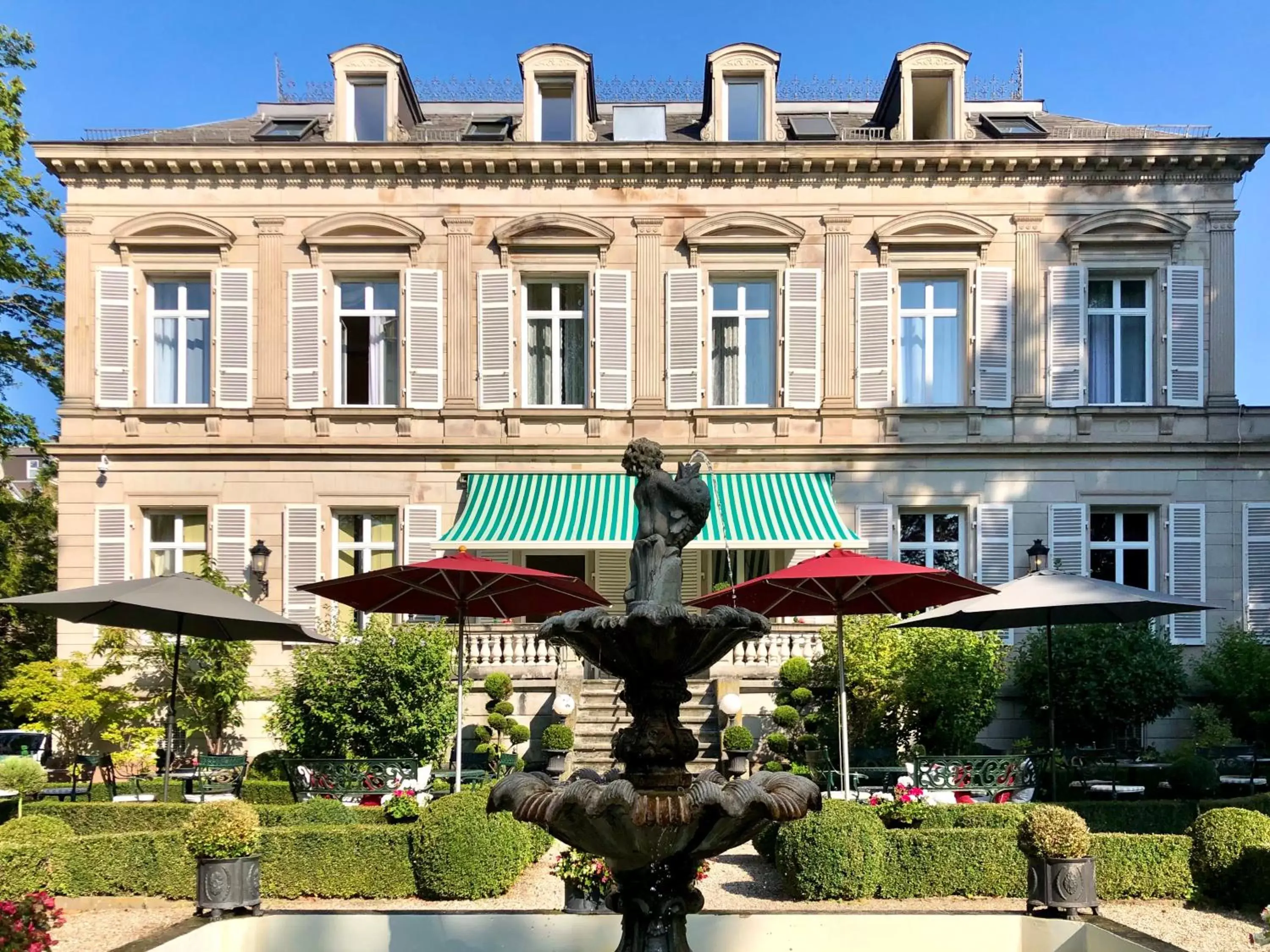 Property Building in Hotel Belle Epoque