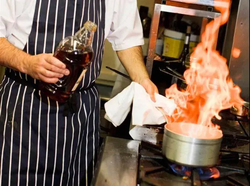 Food and drinks in Schoolhouse Hotel