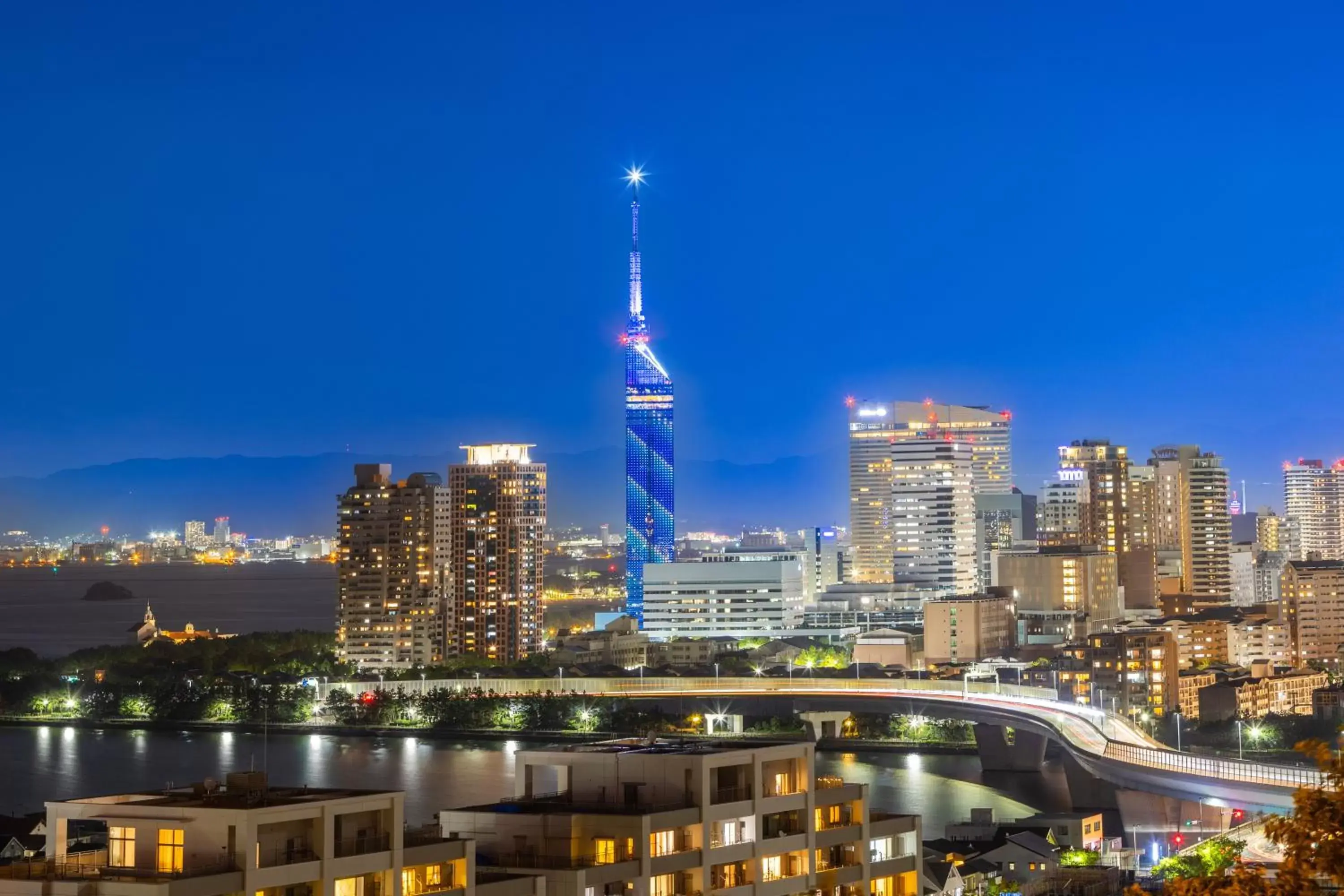 Nearby landmark in Hotel JAL City Fukuoka Tenjin