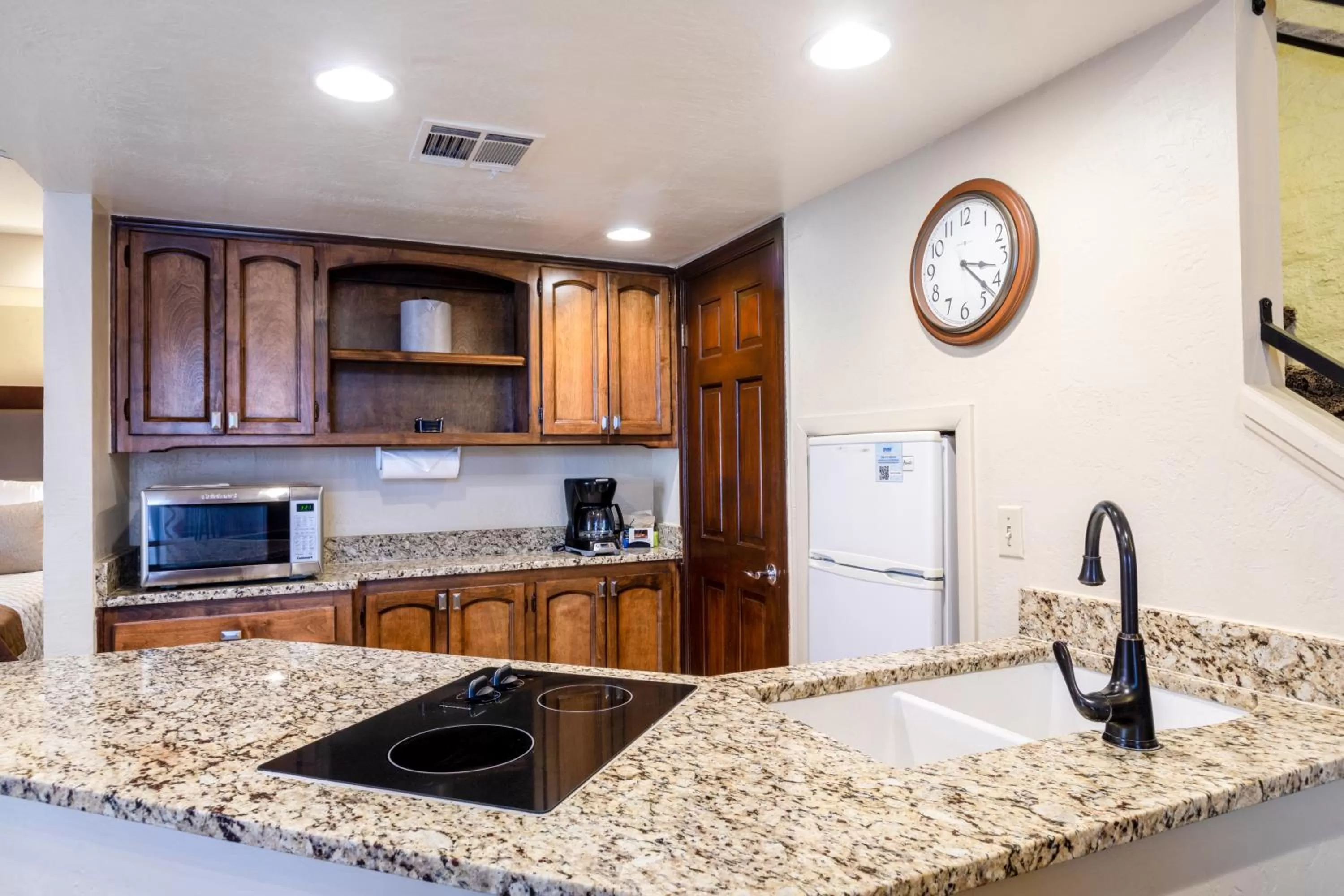 Kitchen or kitchenette in Scottsdale Camelback Resort