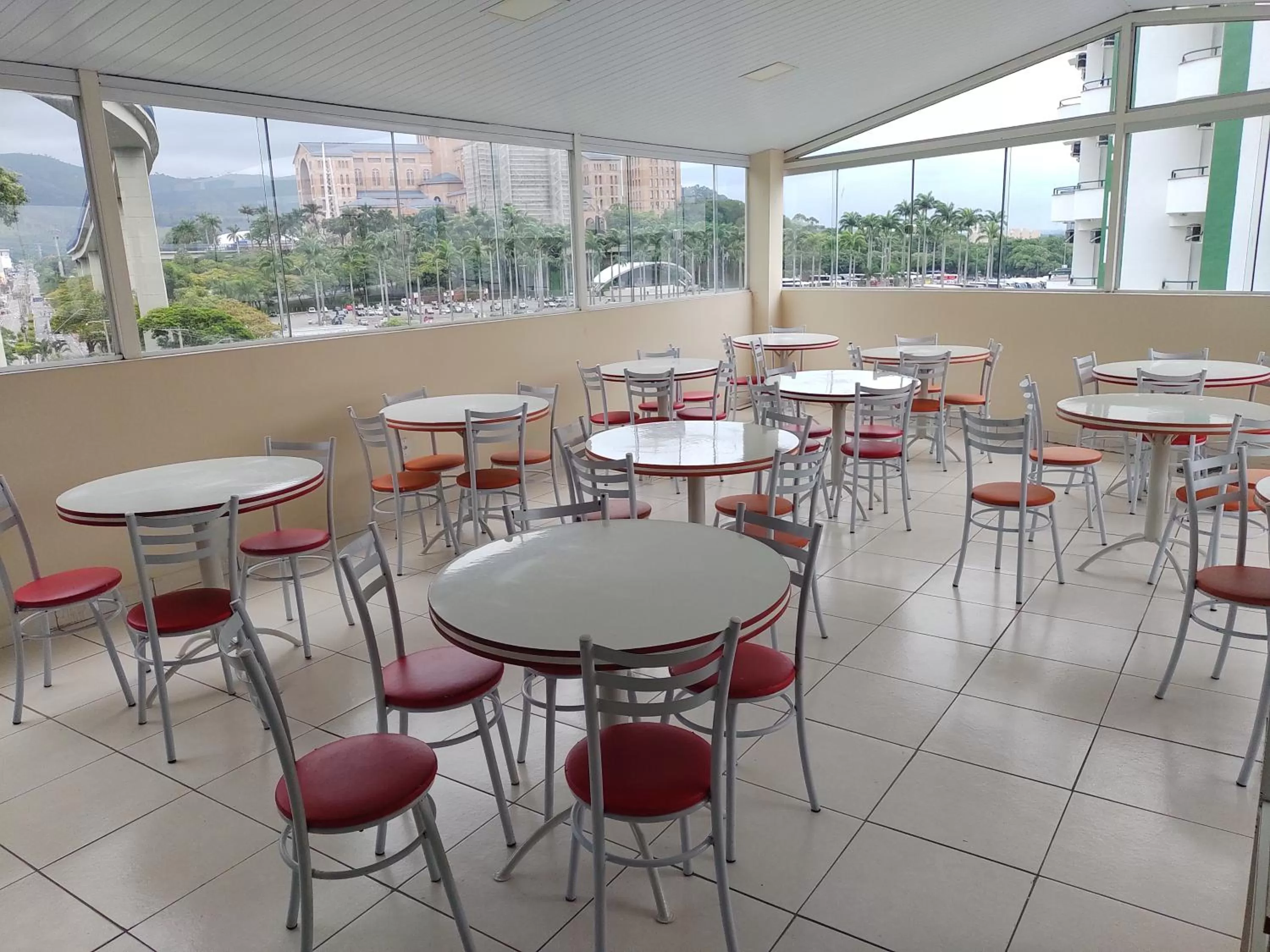 Restaurant/Places to Eat in Pousada Bella Vista