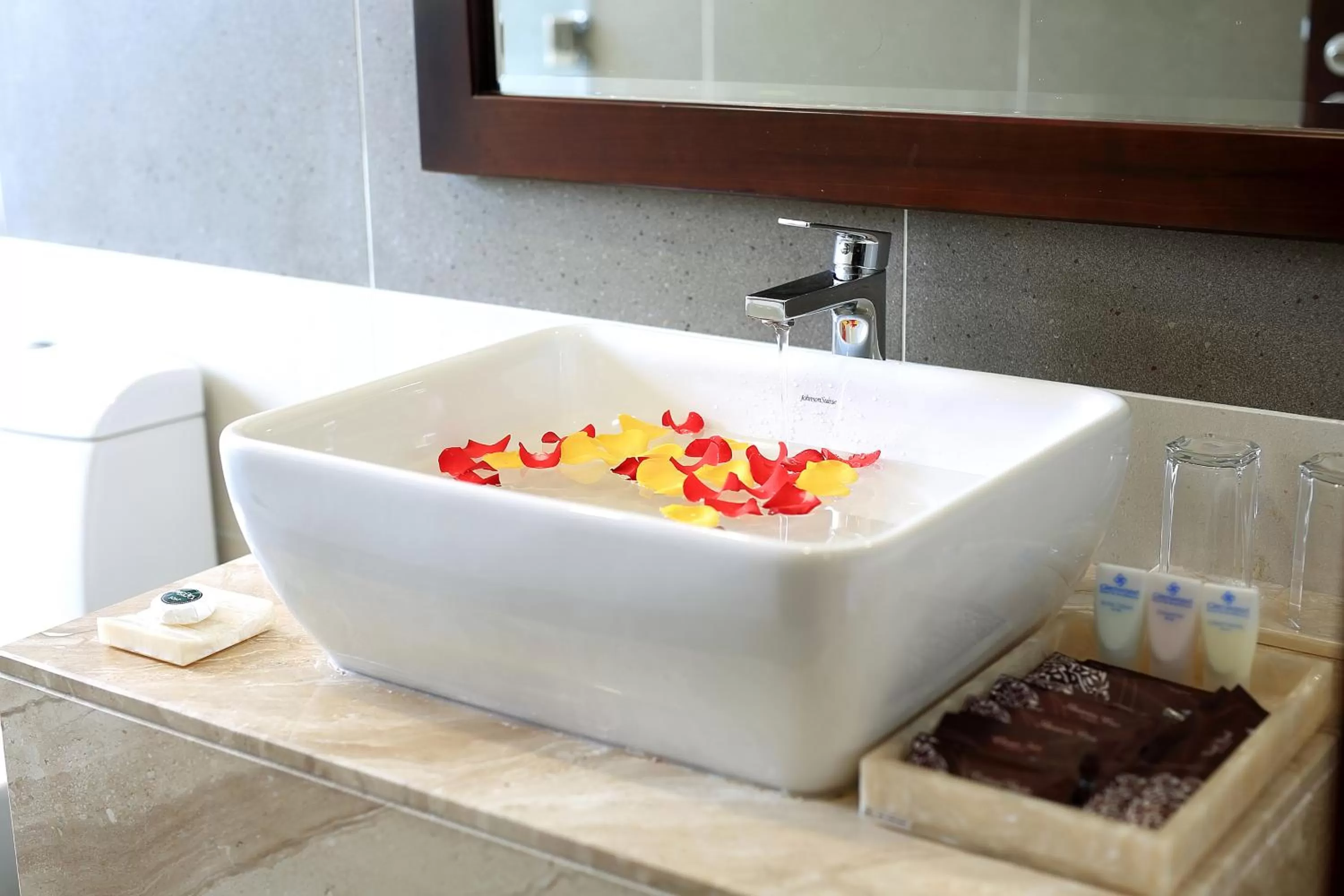 Shower in Glenwood City Resort