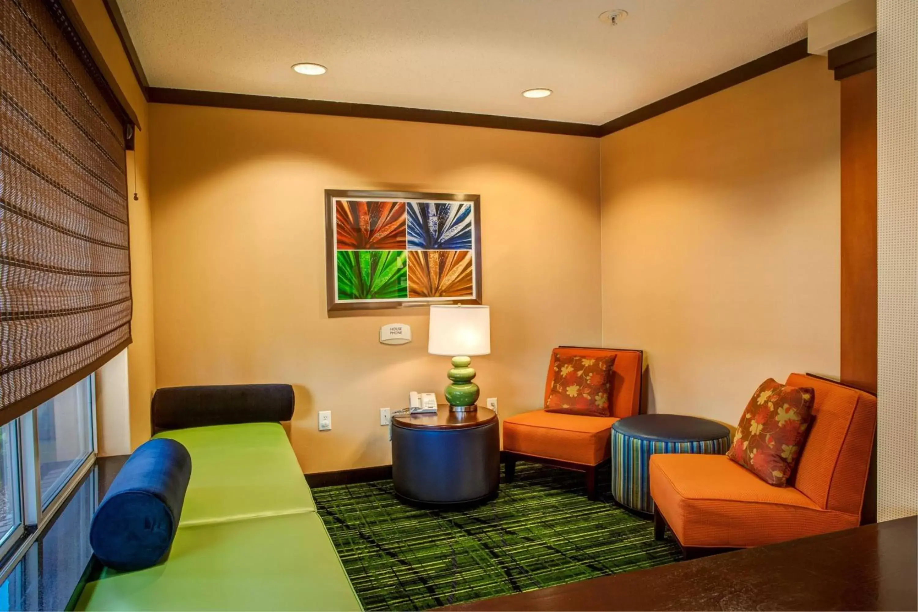 Lobby or reception, Seating Area in Fairfield Inn and Suites by Marriott Indianapolis/ Noblesville