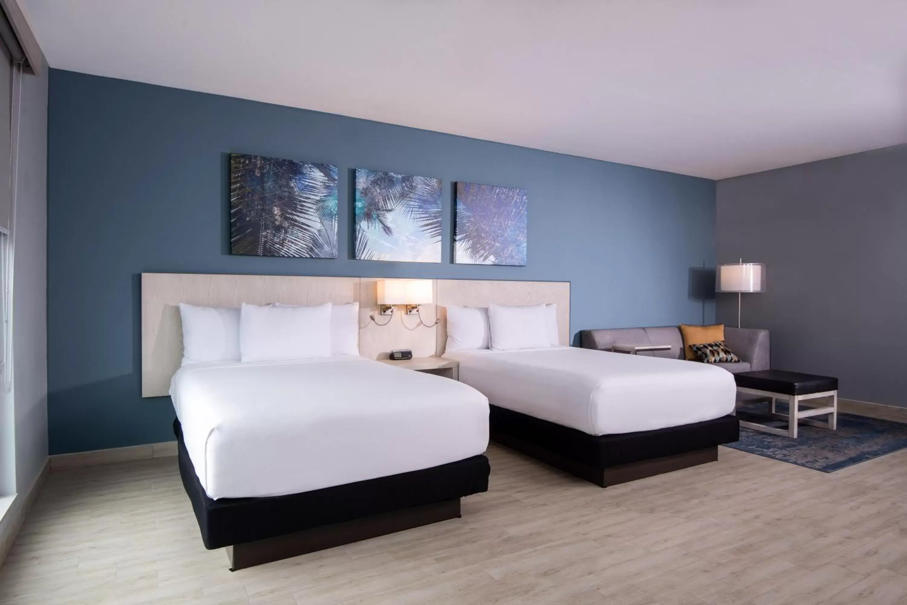 Photo of the whole room, Bed in Hyatt Place San Pedro