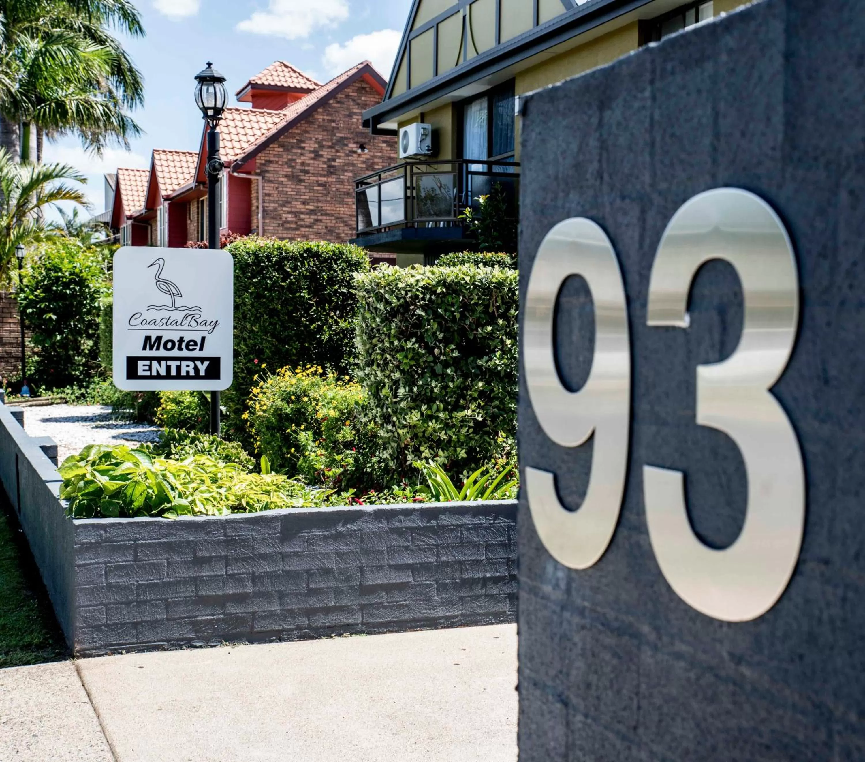 Facade/entrance in Coastal Bay Motel