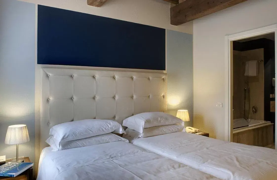 Bed in Hotel 500 Firenze