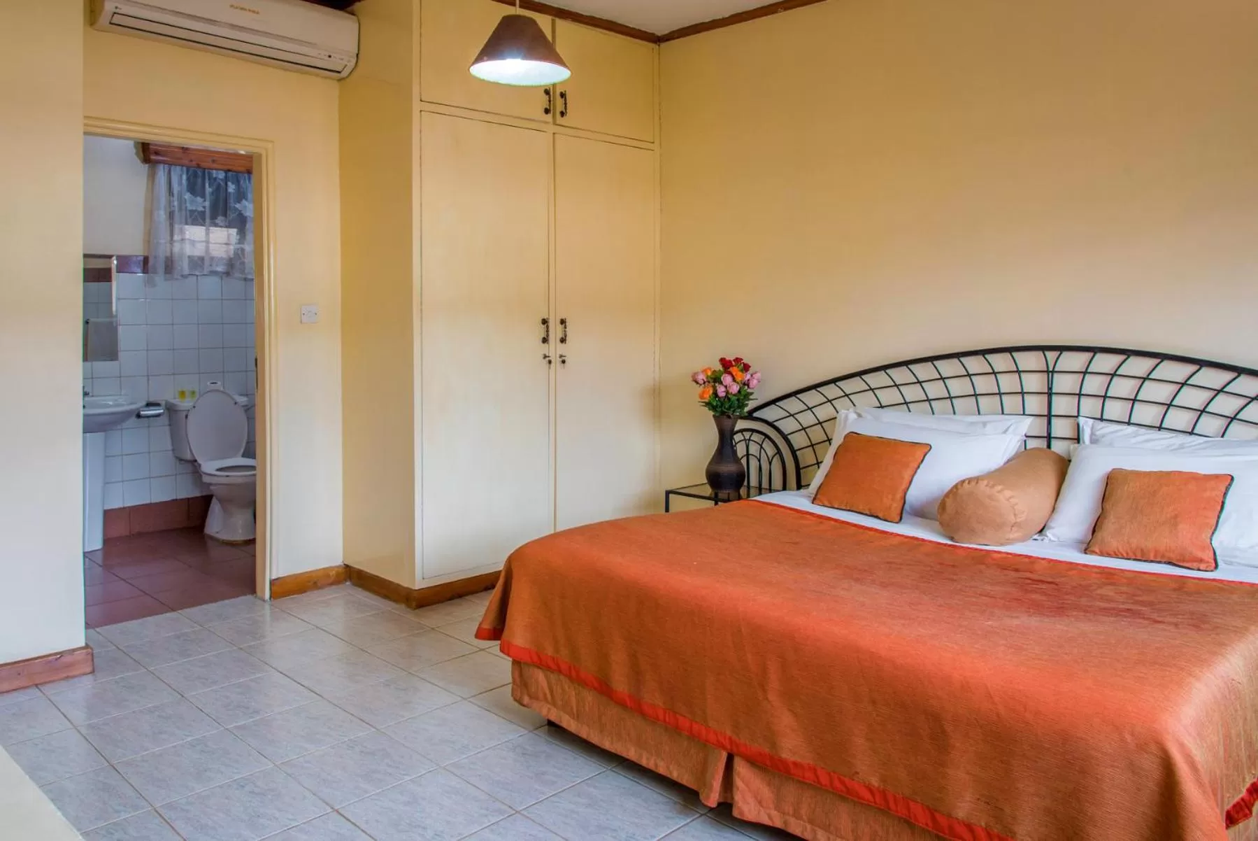 Bedroom, Bed in Speke Hotel 1996 Ltd