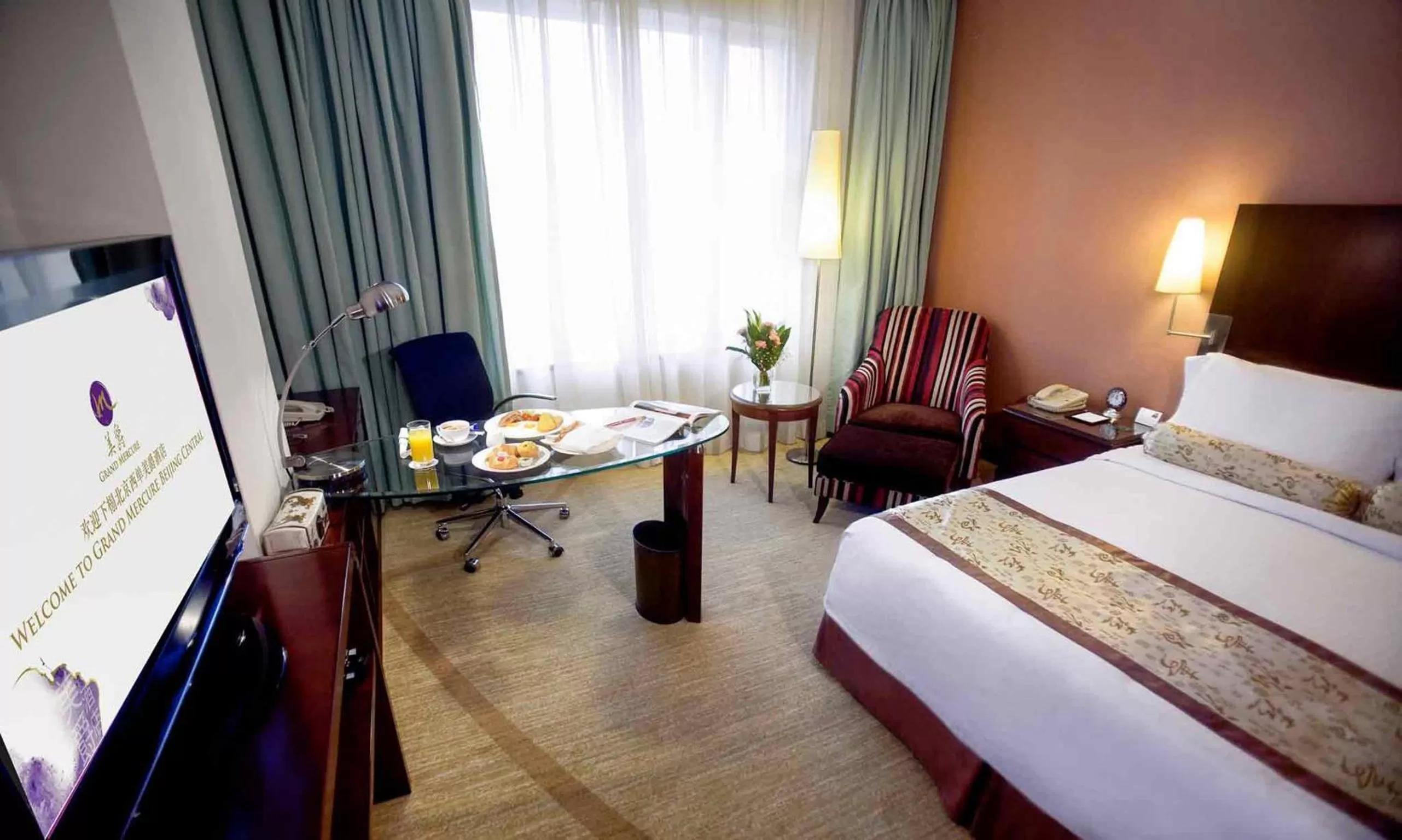 Decorative detail, Bed in Grand Mercure Beijing Central