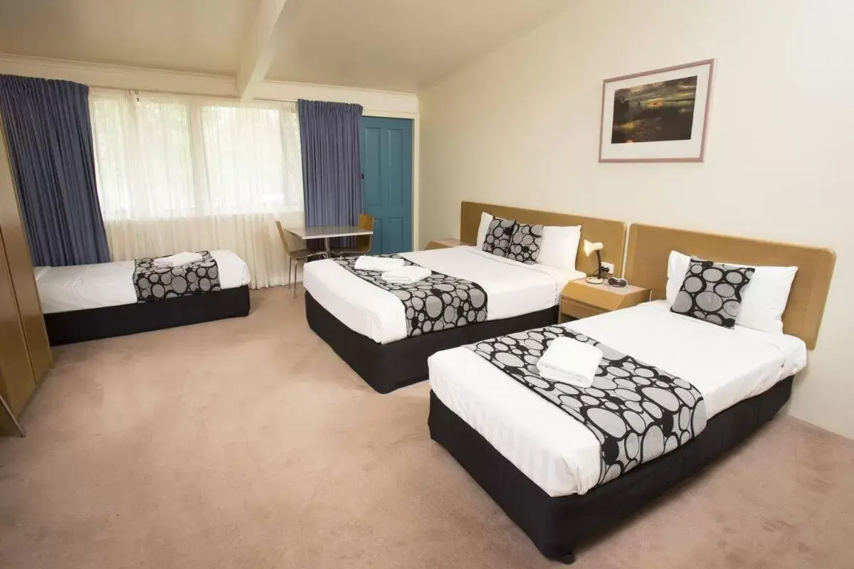 Bed in Toowoomba Motel & Events Centre