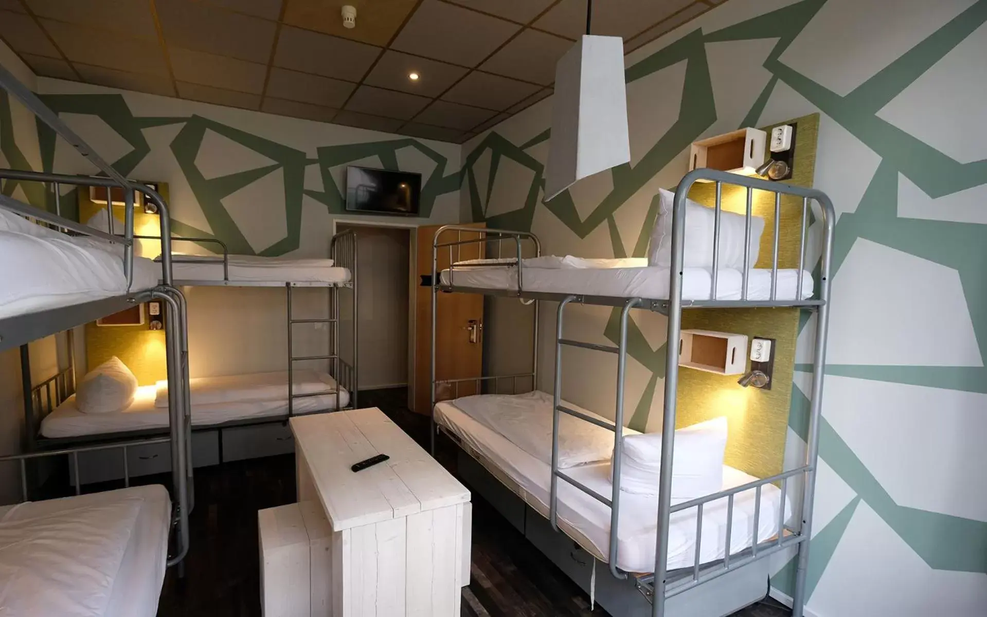 Photo of the whole room, Bunk Bed in Singer109 Hotel & Hostel