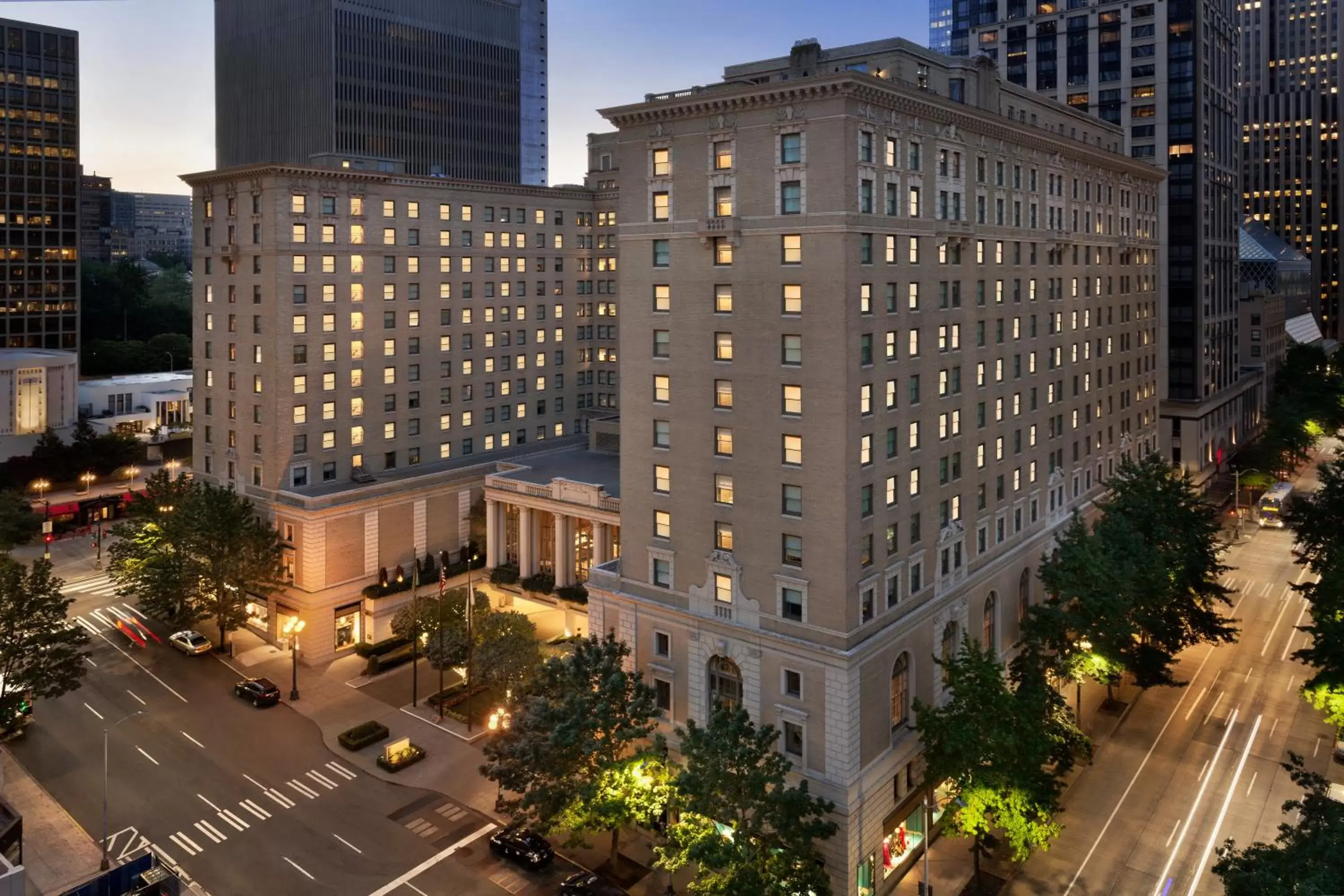 Property building in Fairmont Olympic Hotel