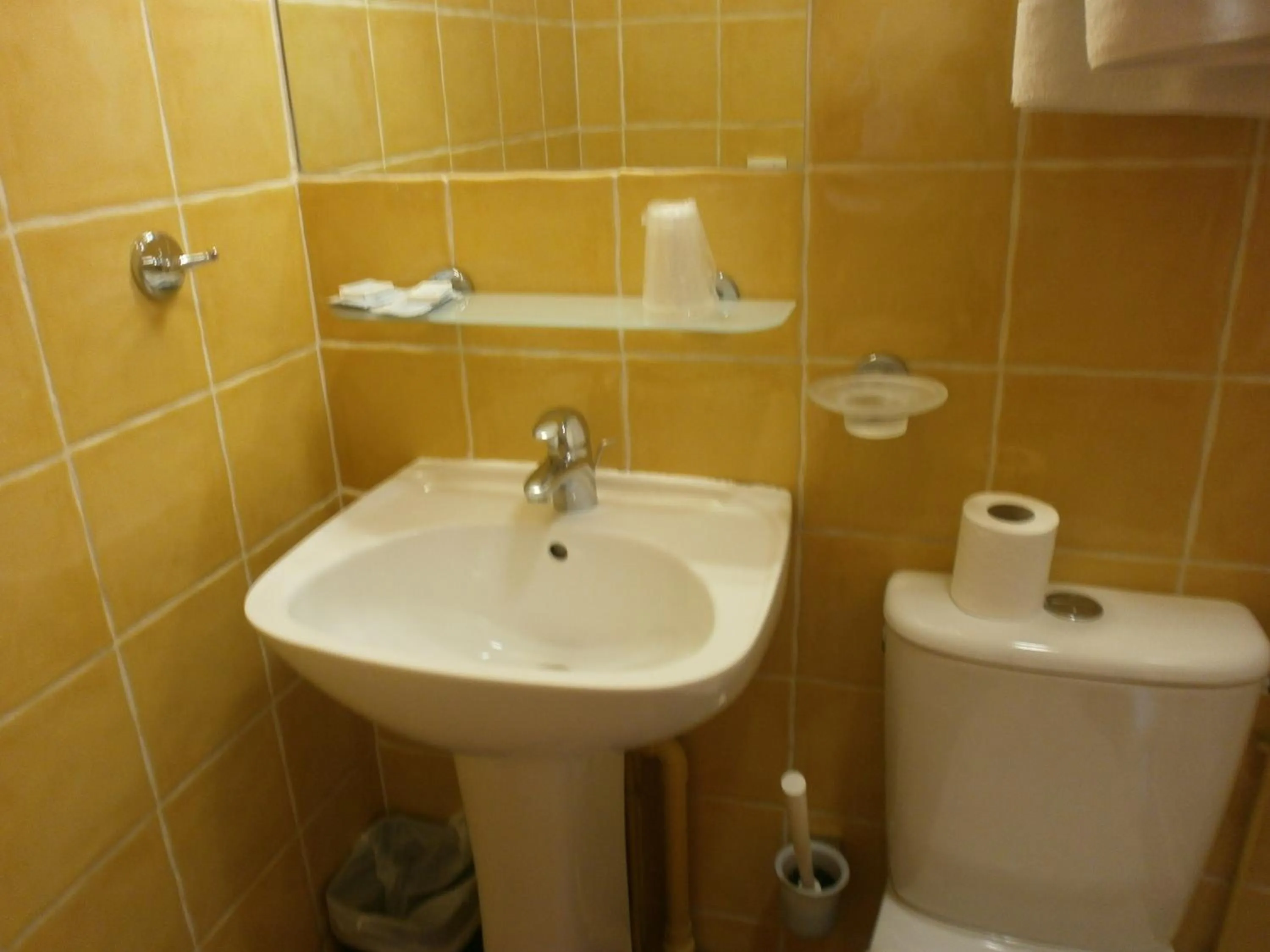 Bathroom in Little Palace