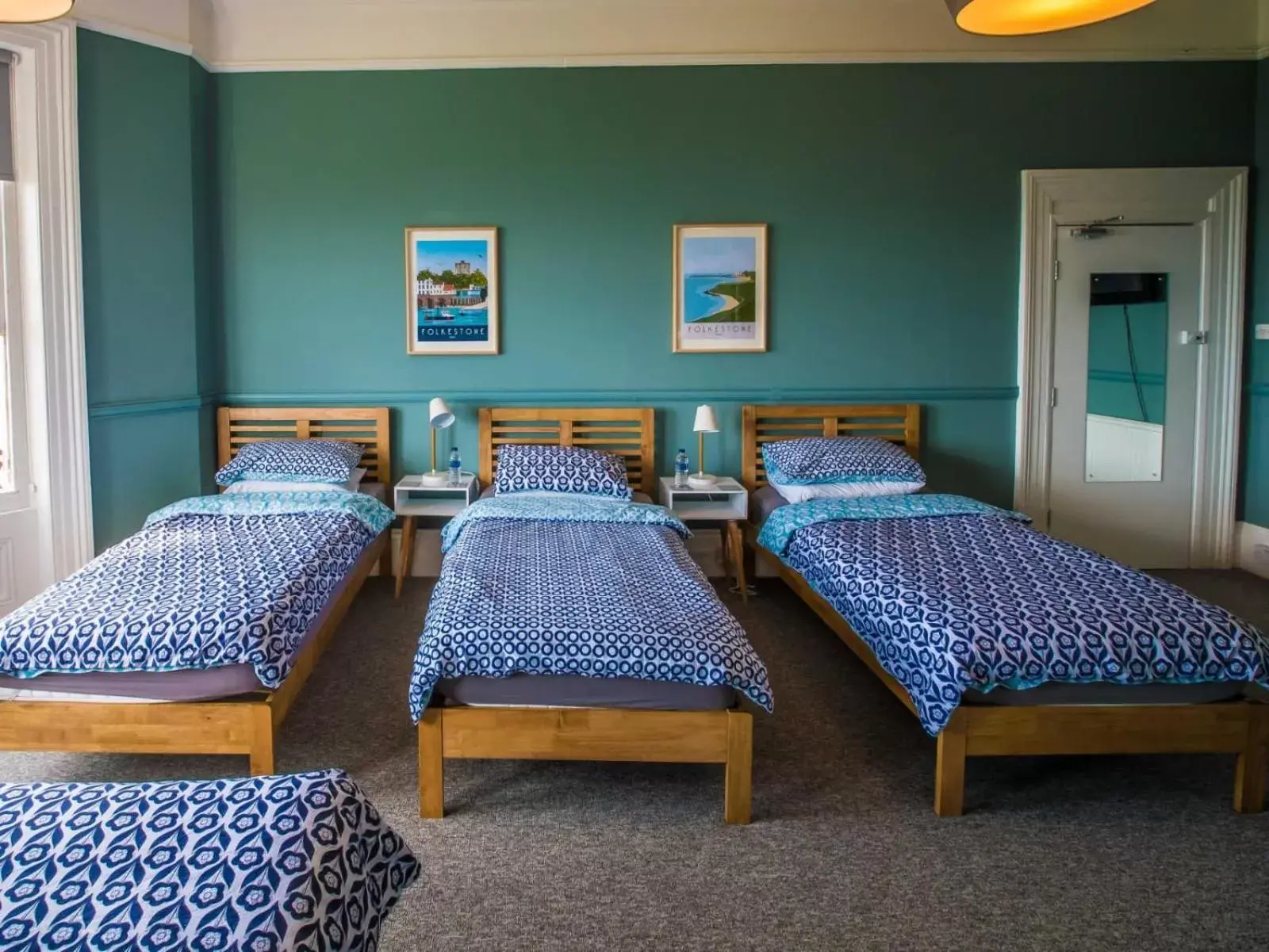 Photo of the whole room, Bed in Westward Ho Hotel
