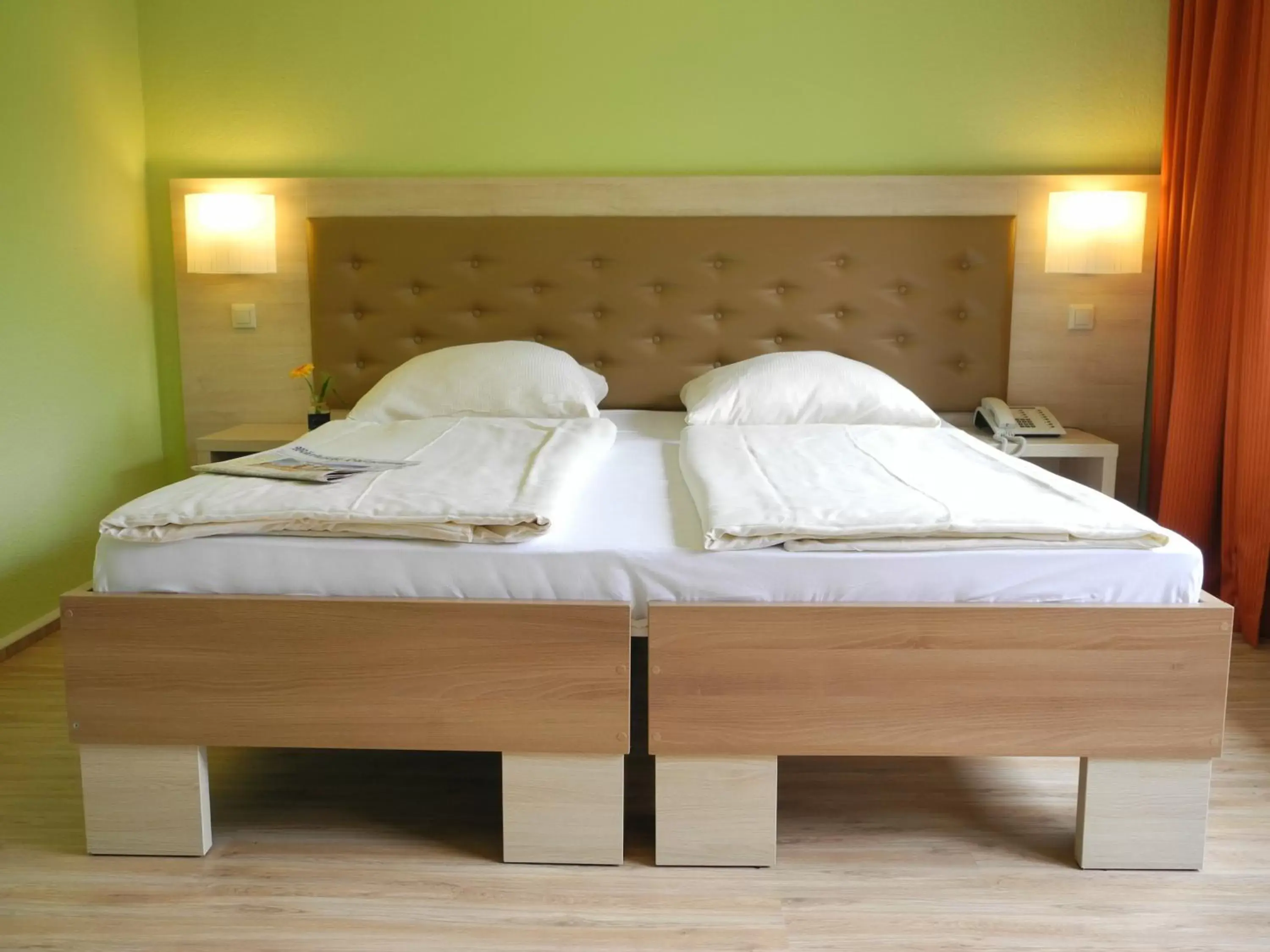 Bedroom, Bed in Waldhotel Wandlitz