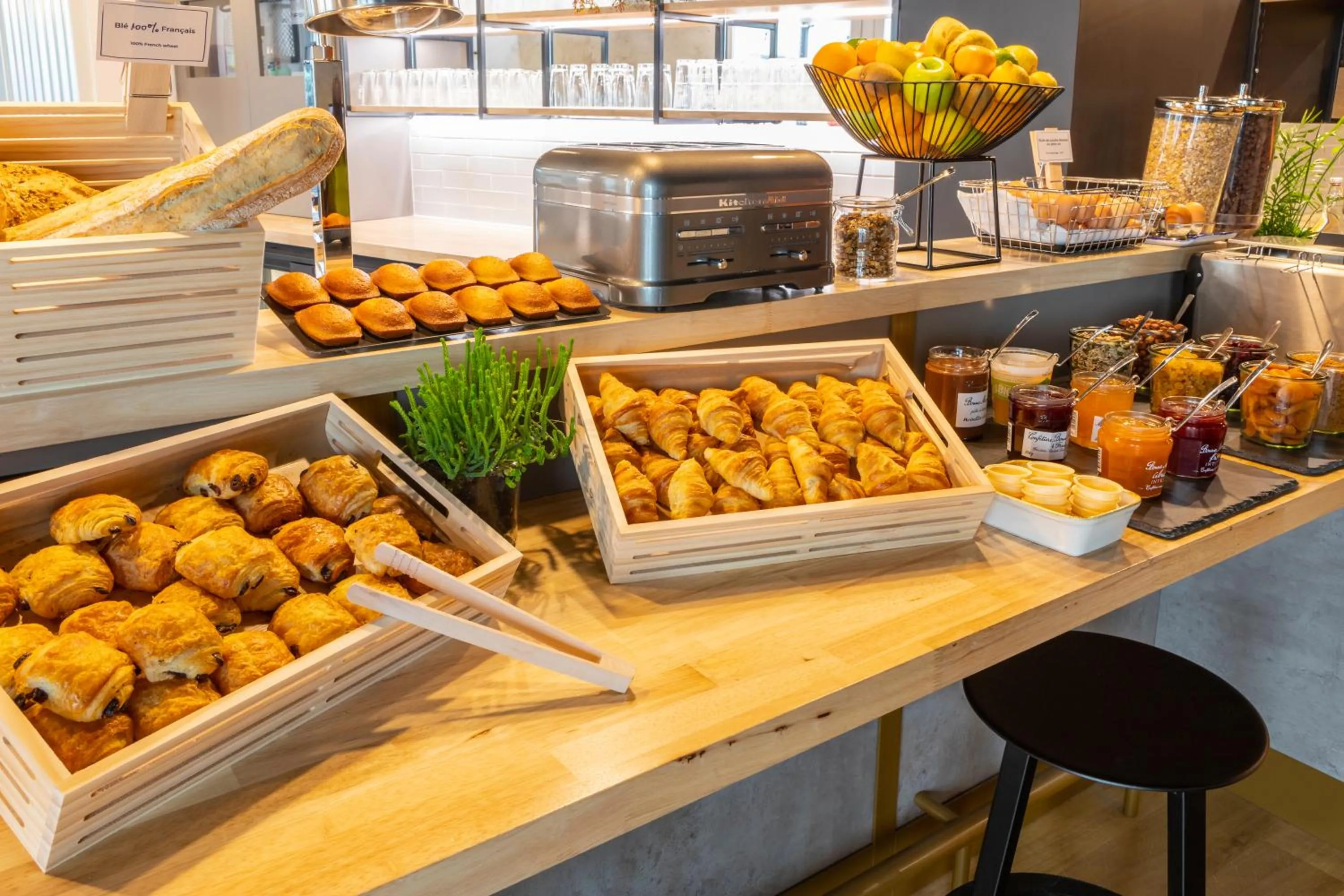 Breakfast in ibis Paris Nation Davout