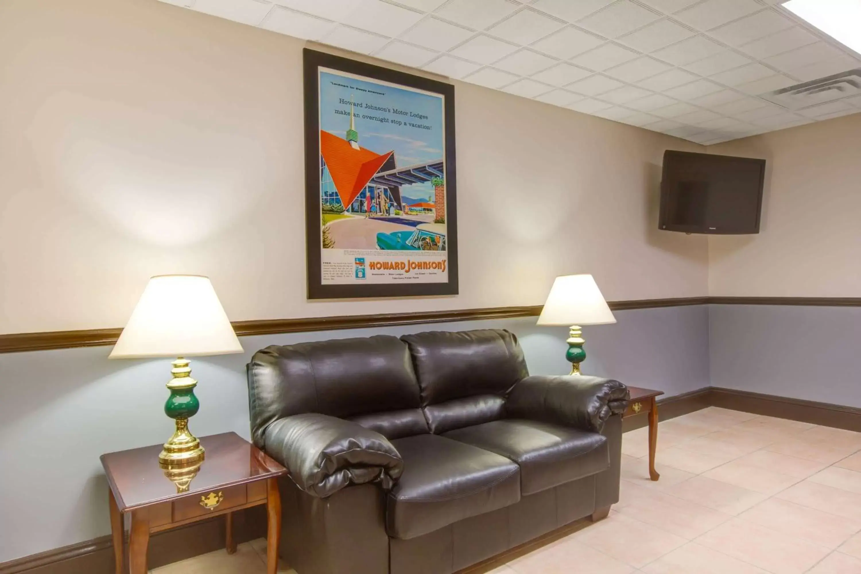 Lobby or reception in Howard Johnson by Wyndham Beckley Lobby or reception in Howard Johnson by Wyndham Beckley
