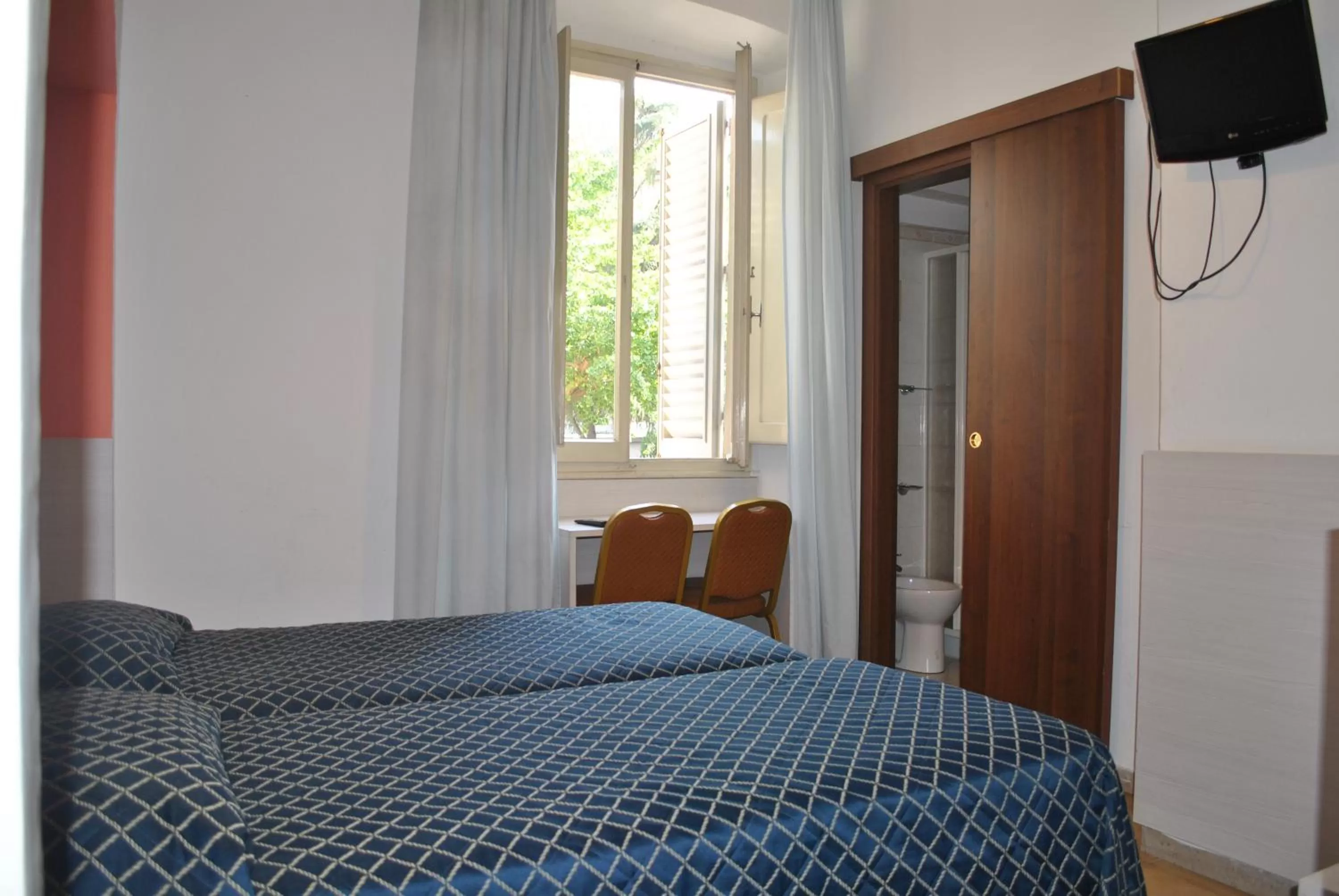 Bedroom, Bed in AUTO PARK Hotel