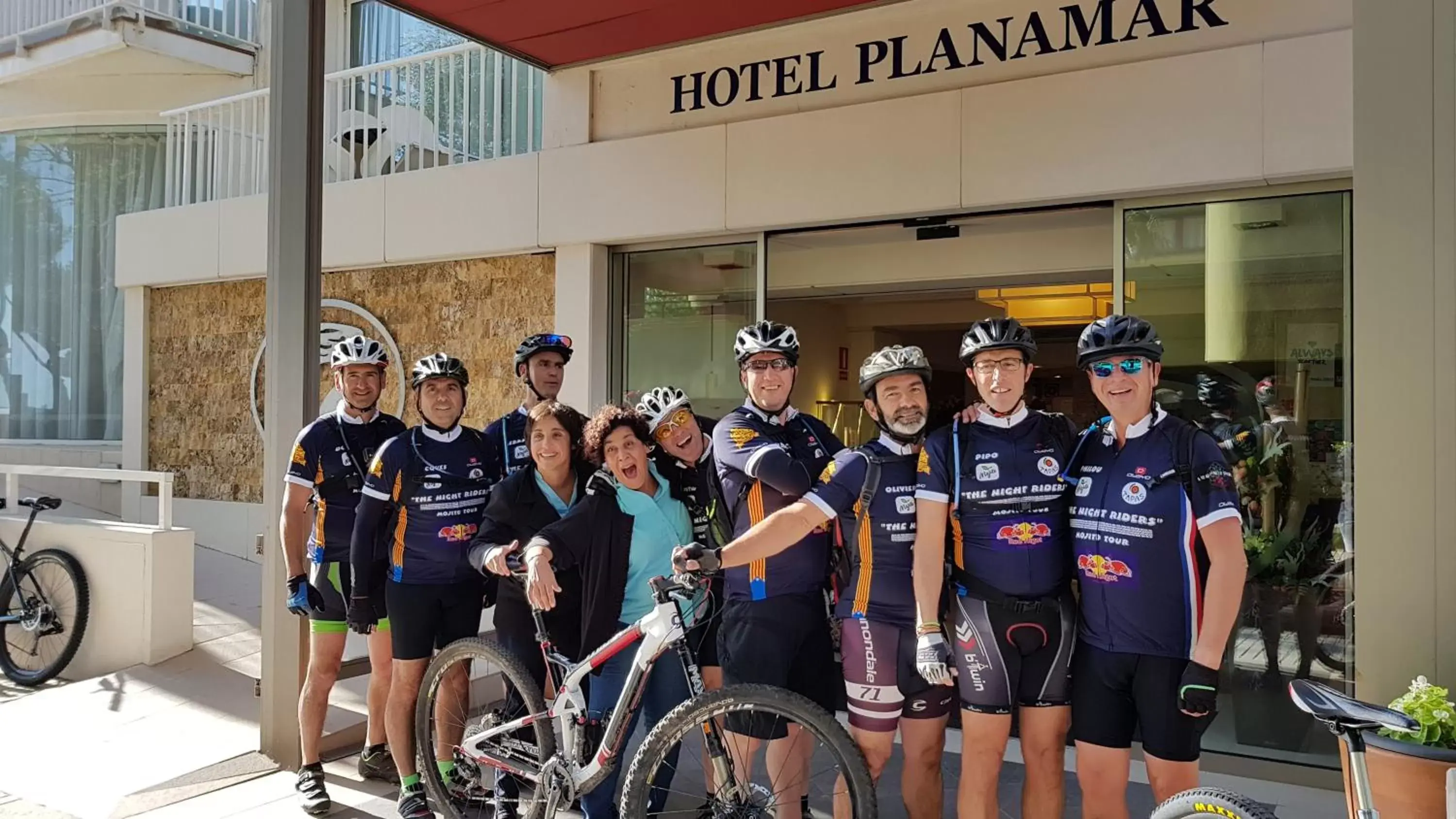 Cycling in Hotel Planamar by Escampa Hotels