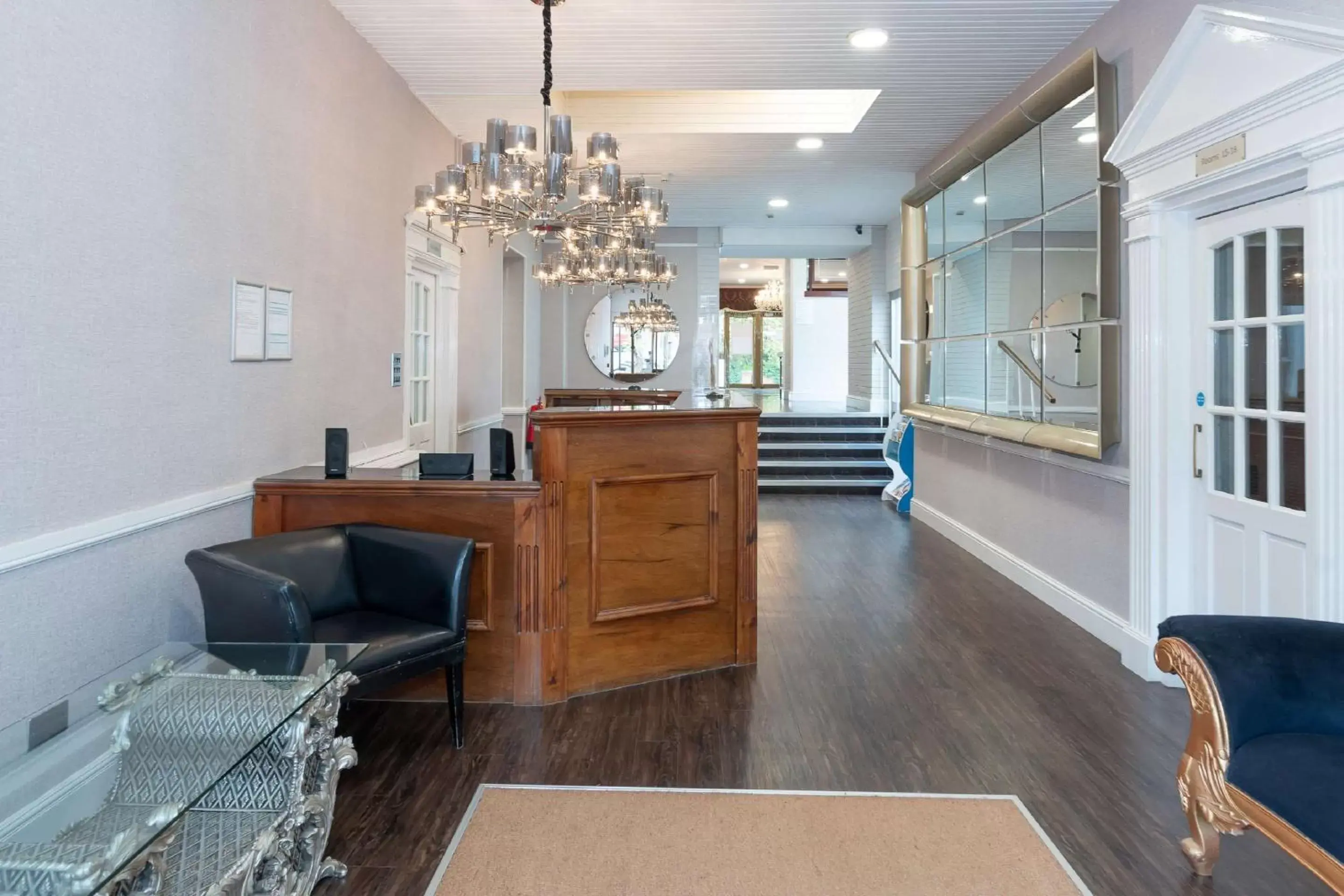 Lobby or reception in The Jephson Hotel; BW Signature Collection Lobby or reception in The Jephson Hotel; BW Signature Collection