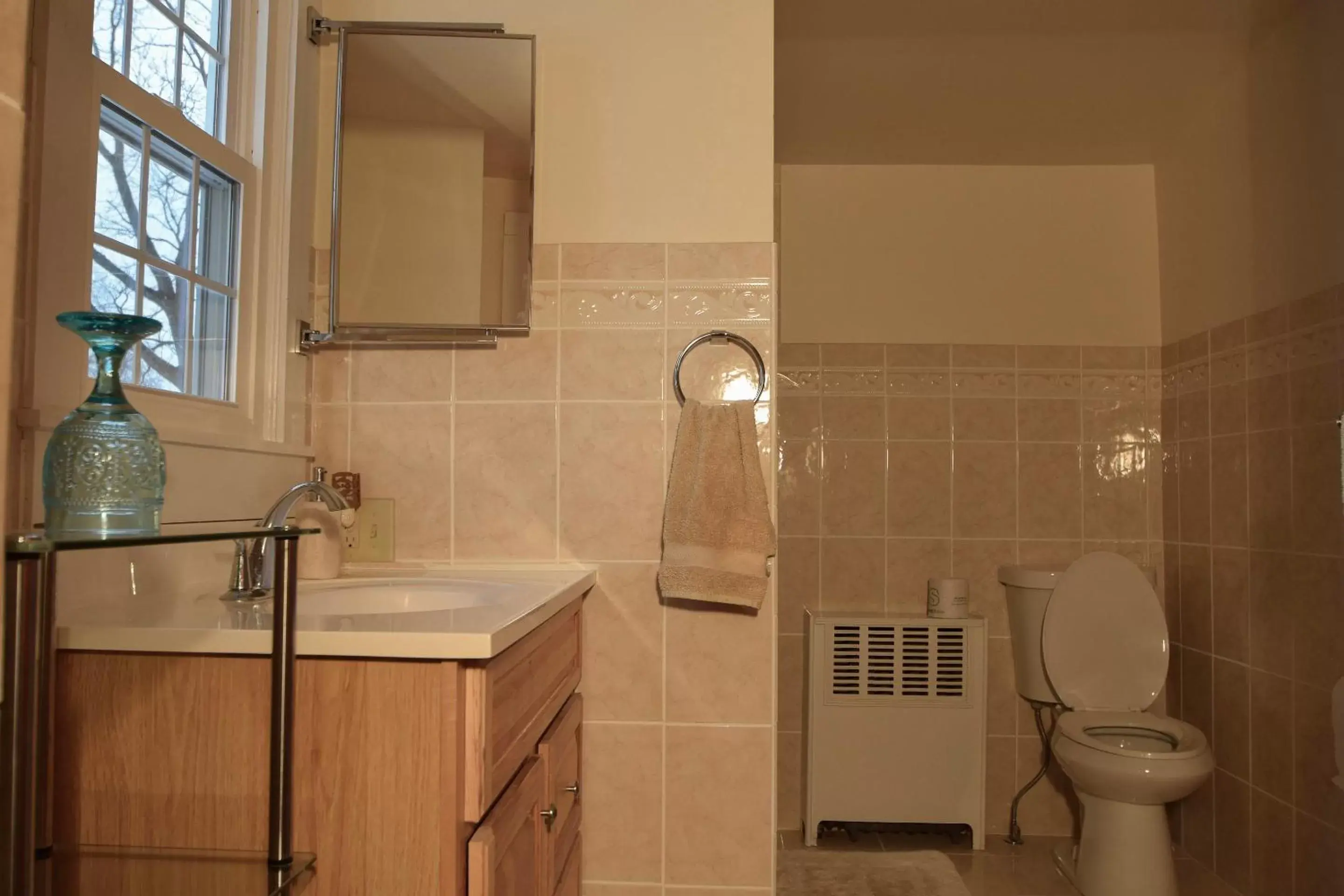 Bathroom in Enfield Manor Bed&Breakfast and Vacation Rental