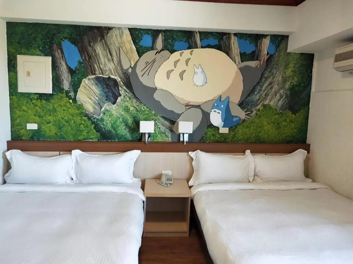 Bed in Little Paradise Inn