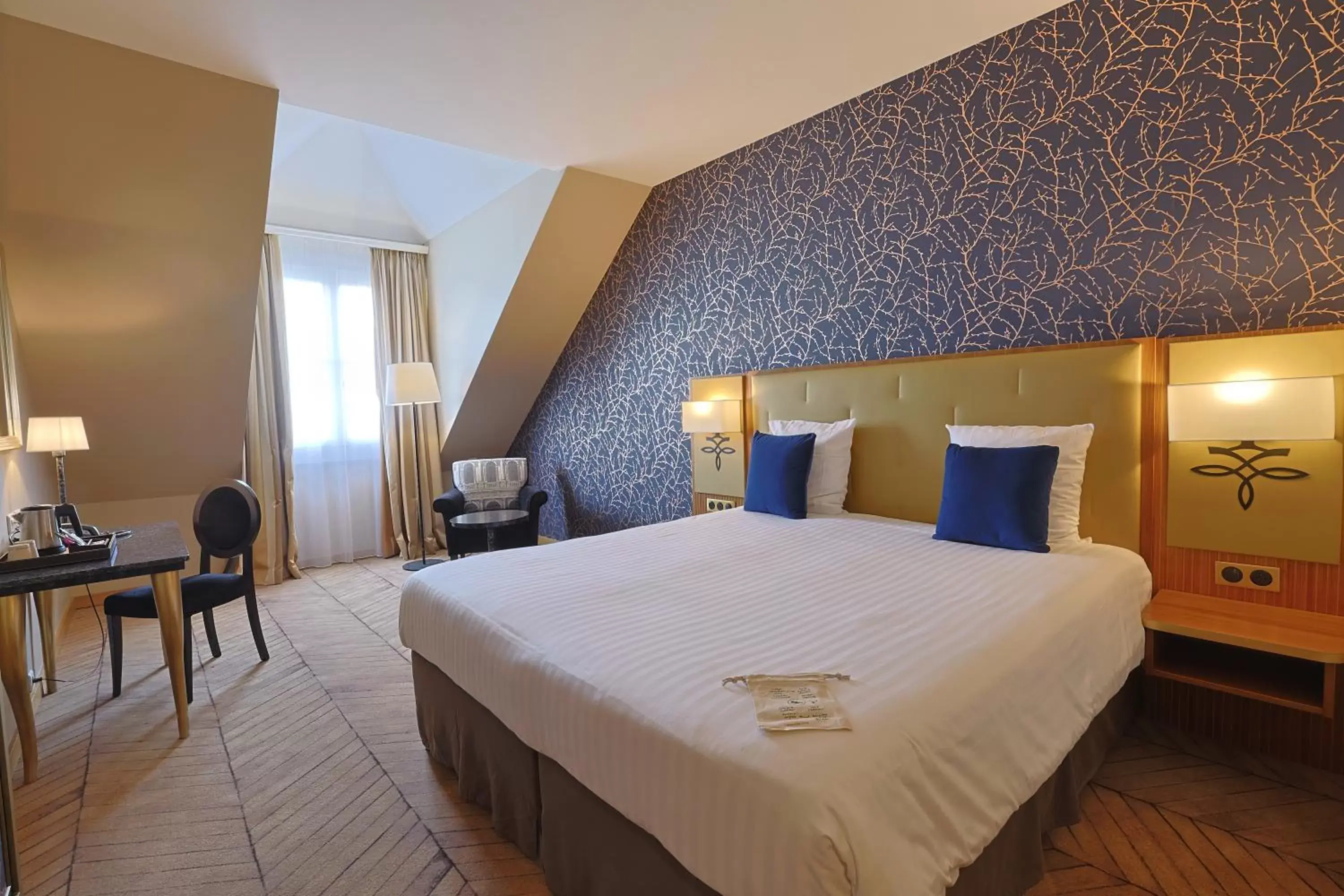 Bed in Dream Castle Hotel Marne La Vallee