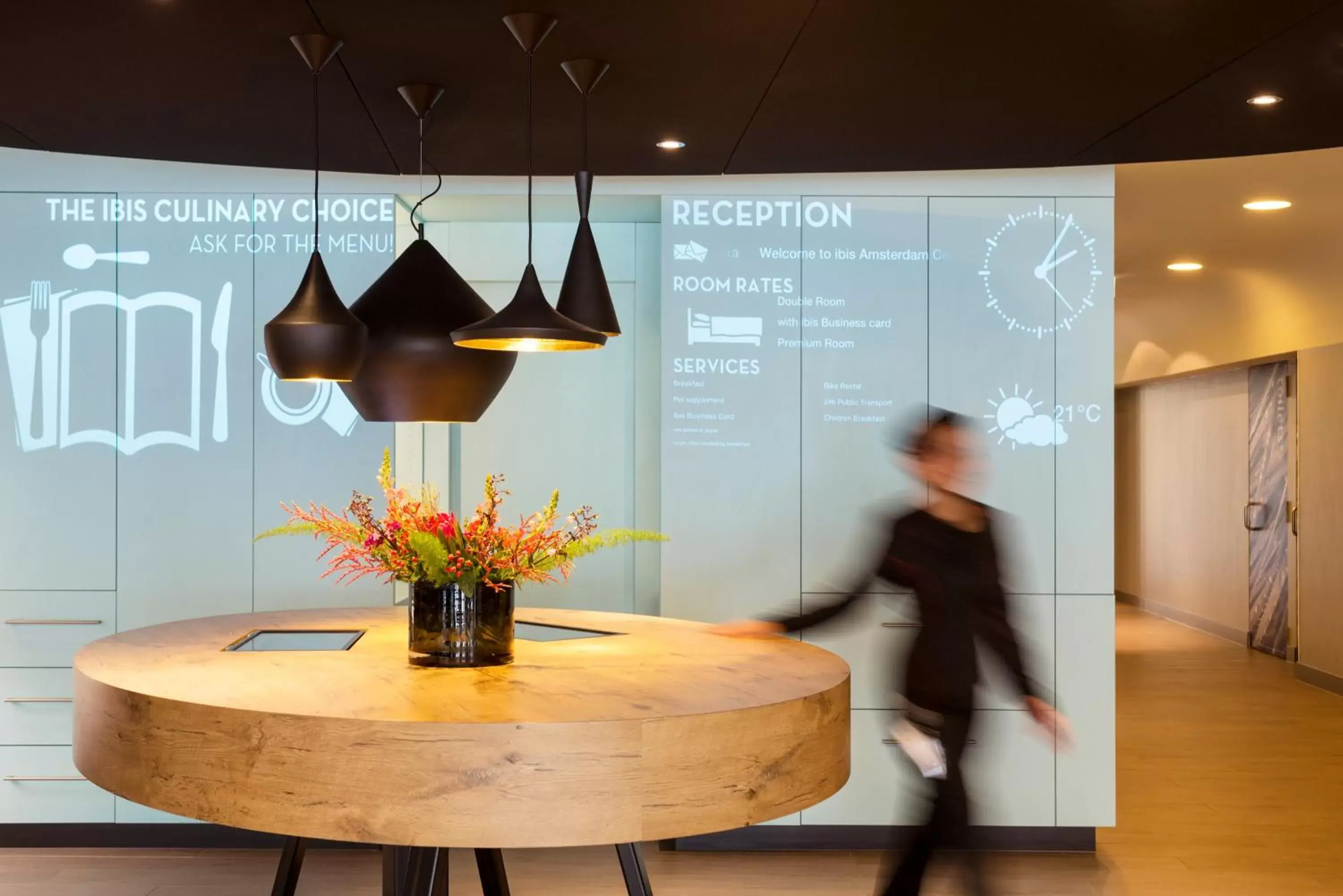 Lobby or reception in ibis Amsterdam Centre Stopera