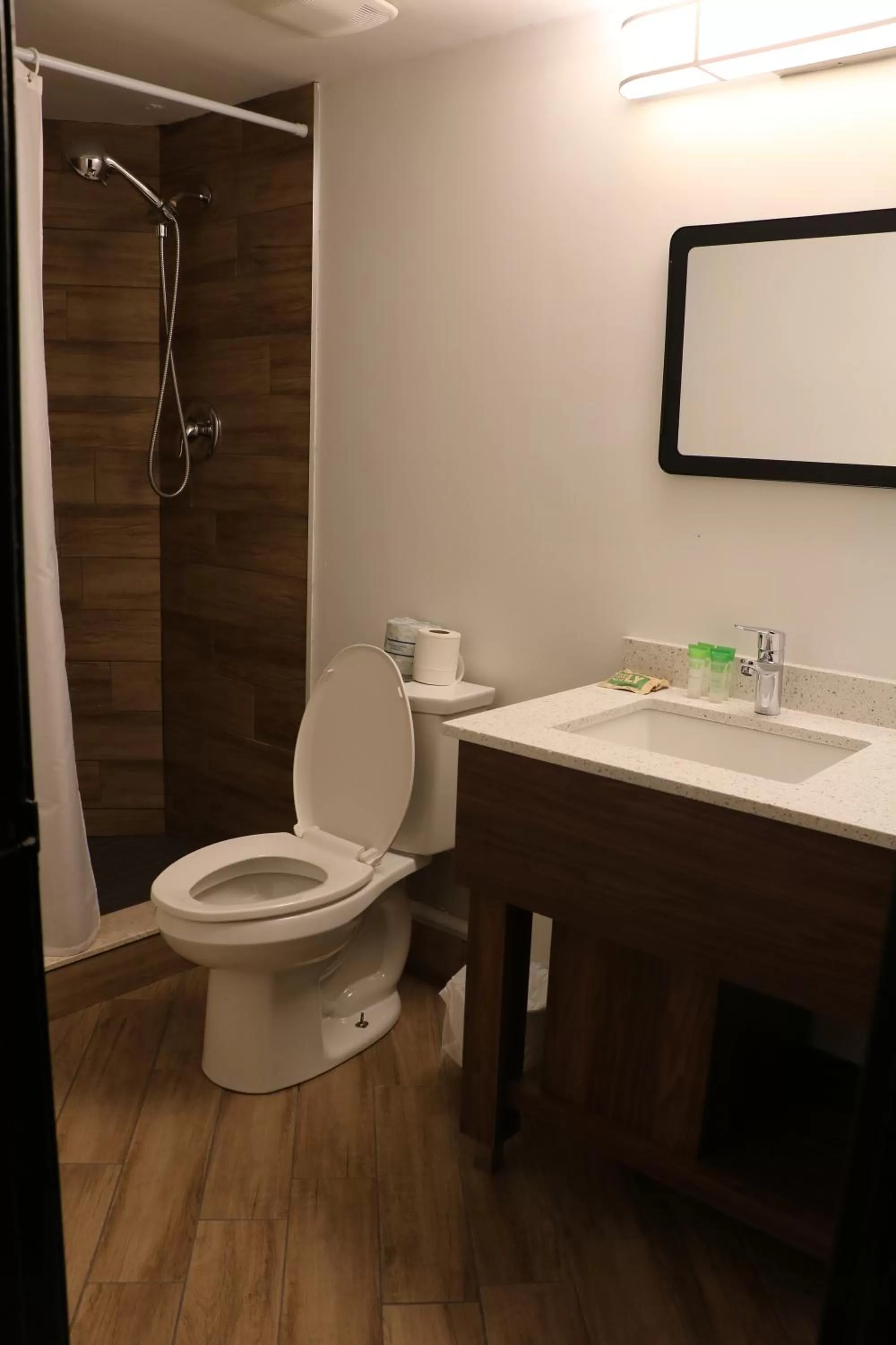 Bathroom in Pembroke Inn