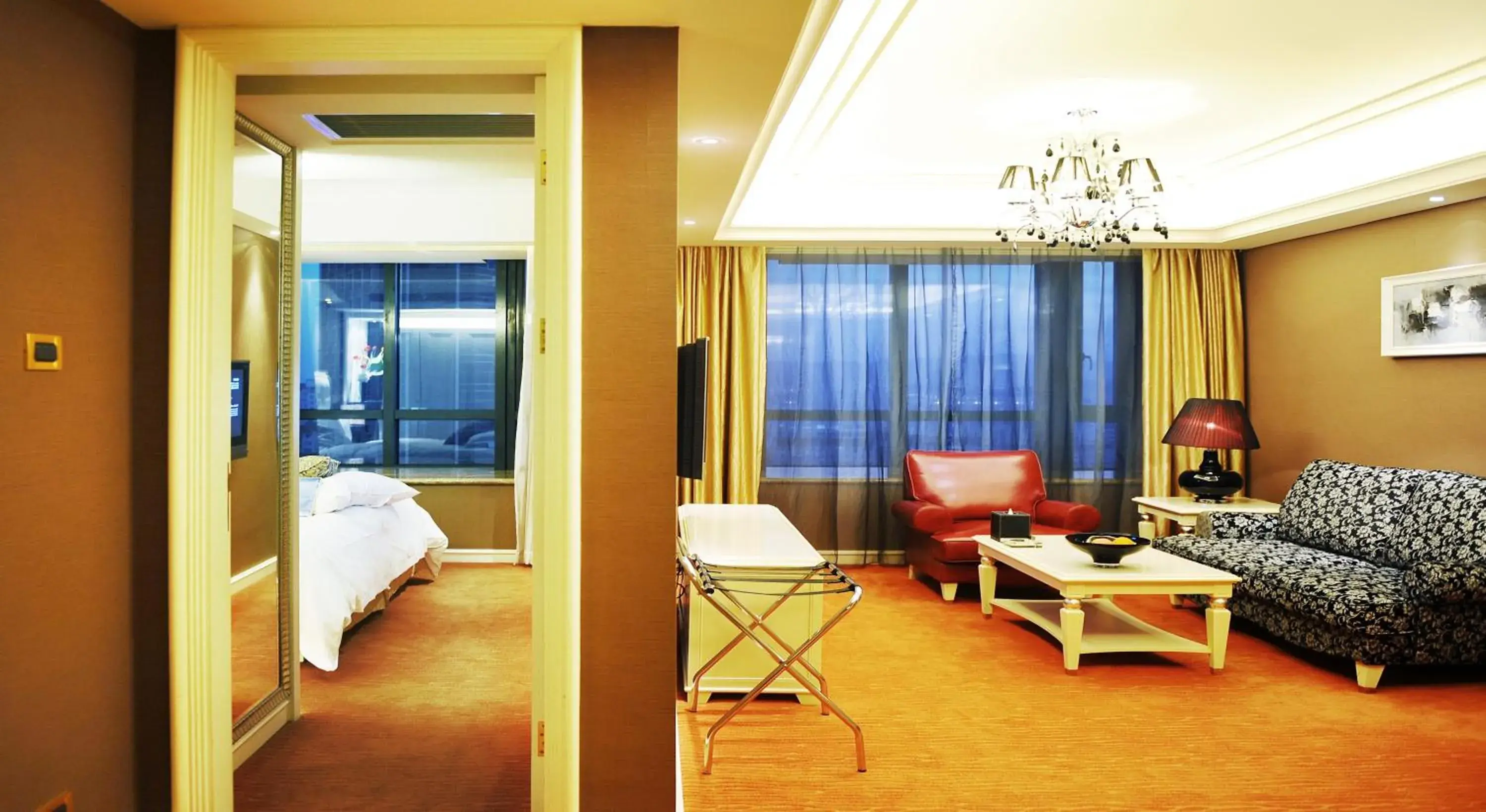 Business Suite in Wealthy All Suite Hotel Suzhou Business Suite in Wealthy All Suite Hotel Suzhou