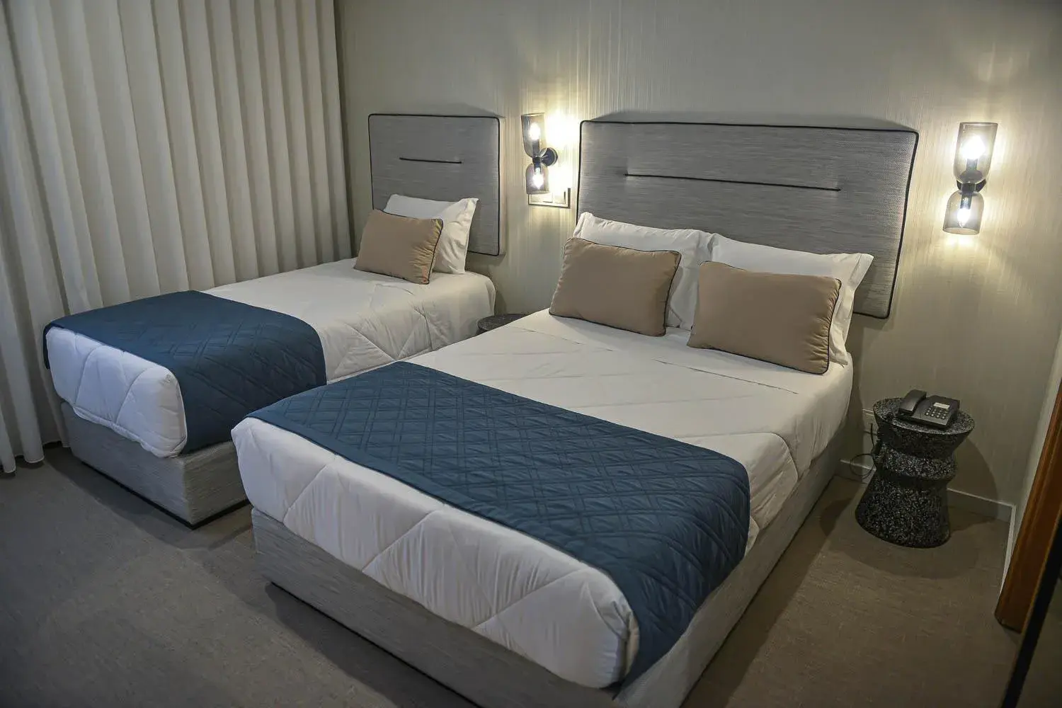 Bed in Hotel America