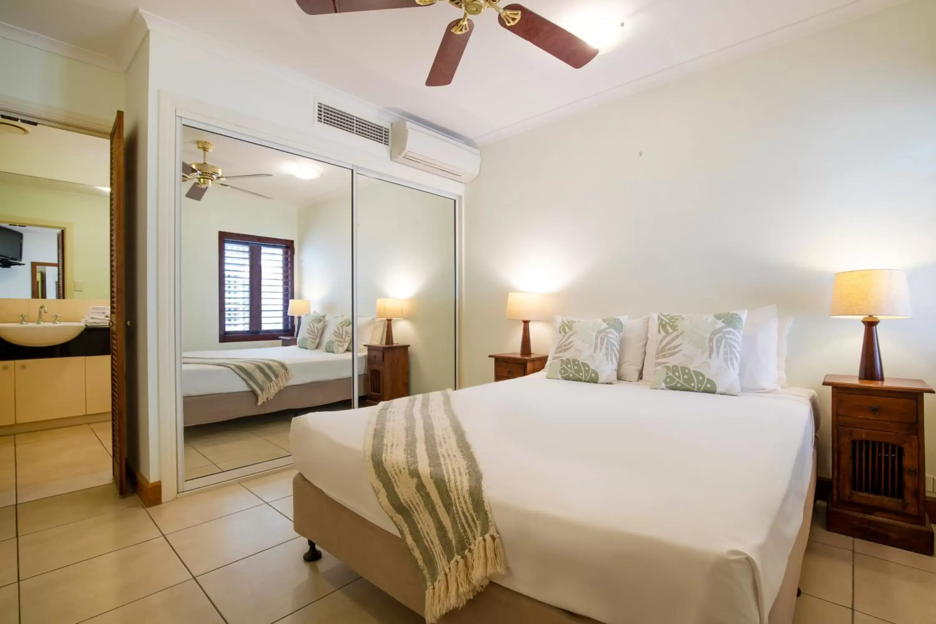 Bedroom, Bed in The Mediterranean Port Douglas