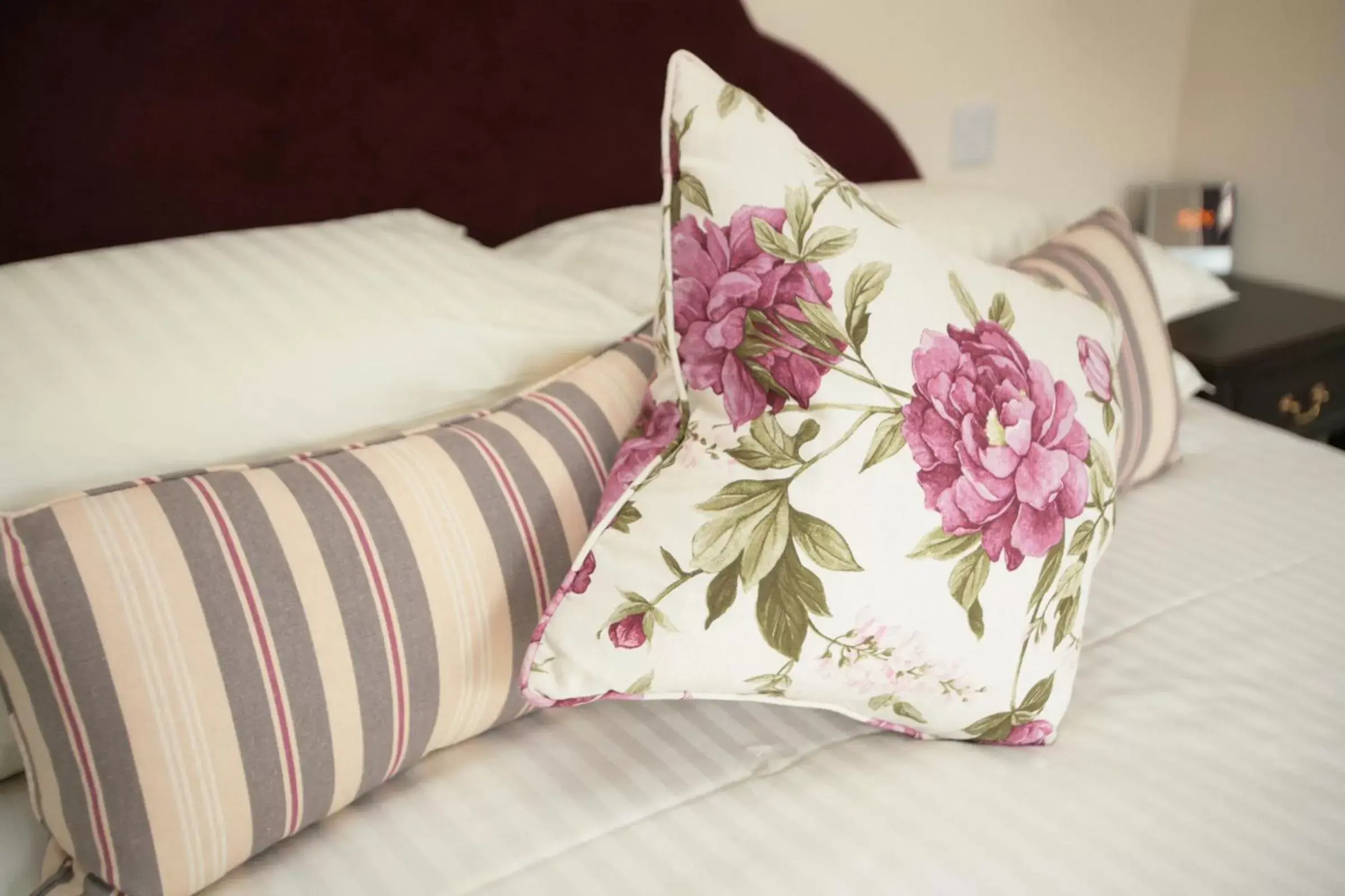 Double Room - single occupancy in The Ship Inn Double Room - single occupancy in The Ship Inn