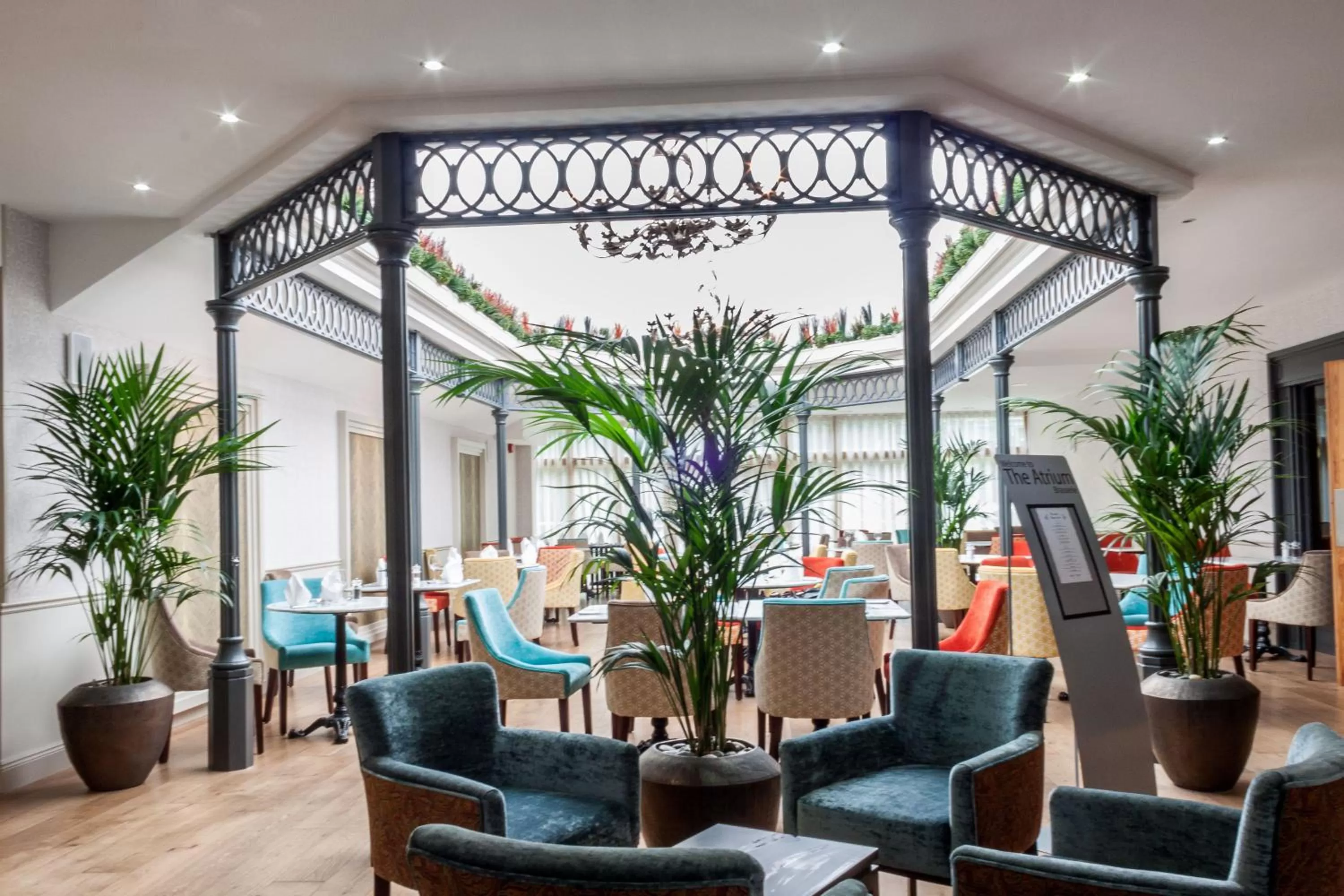 Communal lounge/ TV room in Gonville Hotel