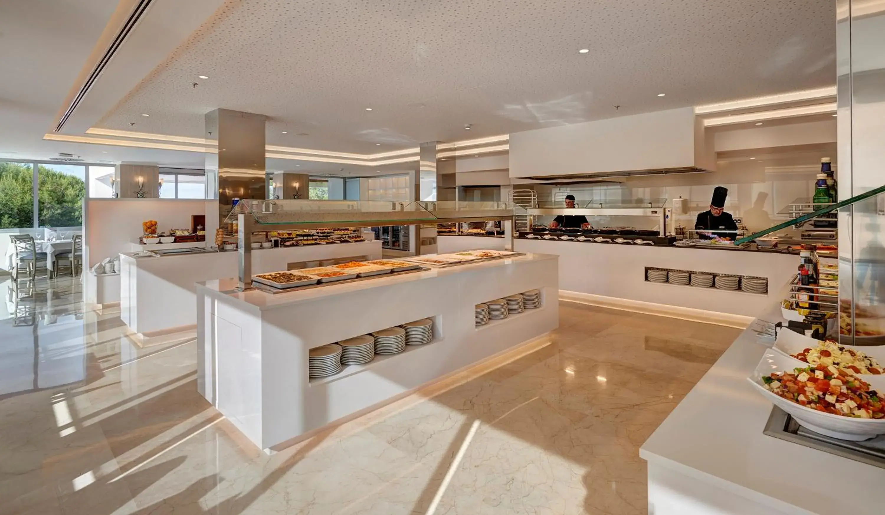 Restaurant/places to eat, Kitchen/Kitchenette in Hipotels Bahia Cala Millor