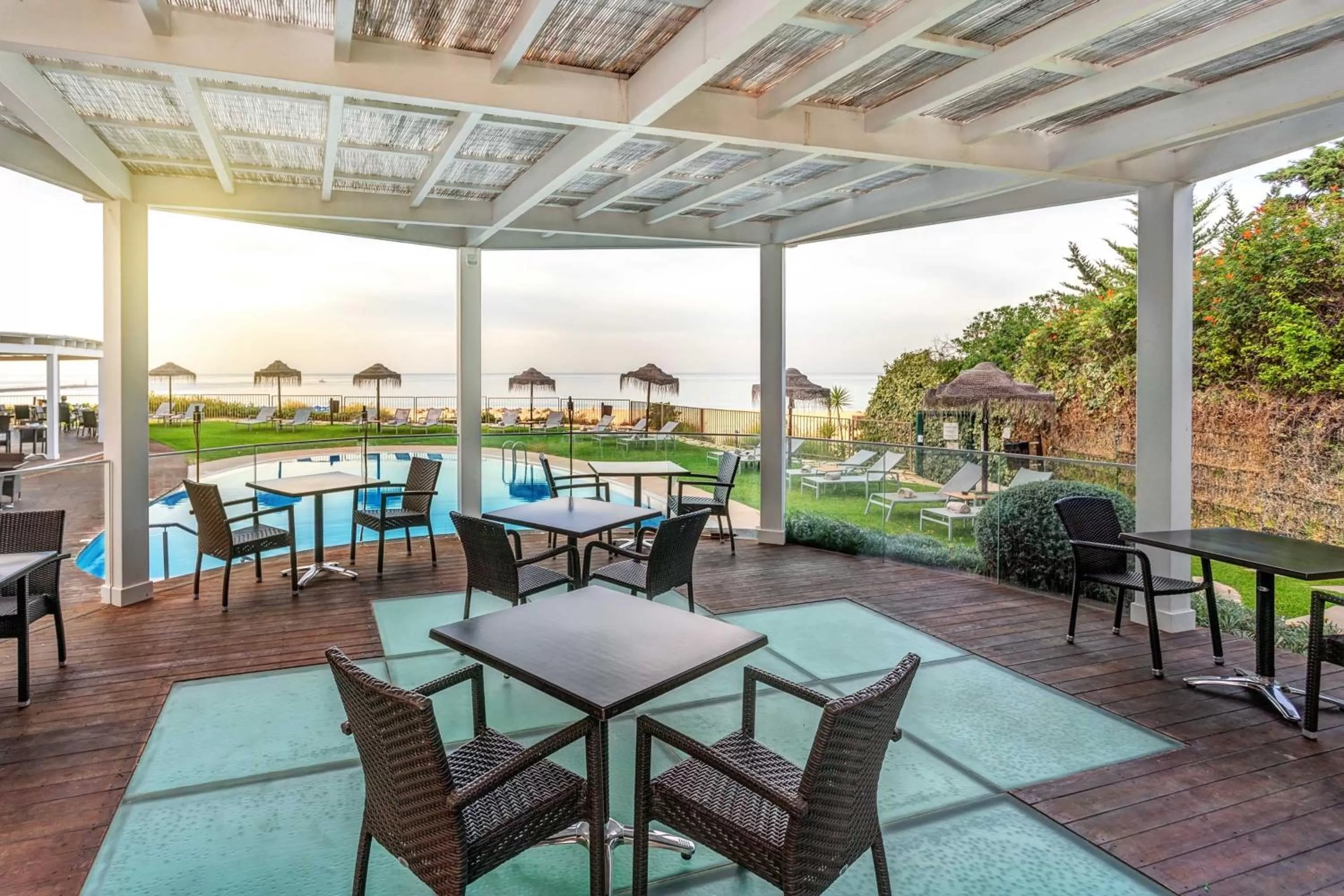 Swimming pool in AP Oriental Beach - Adults Friendly