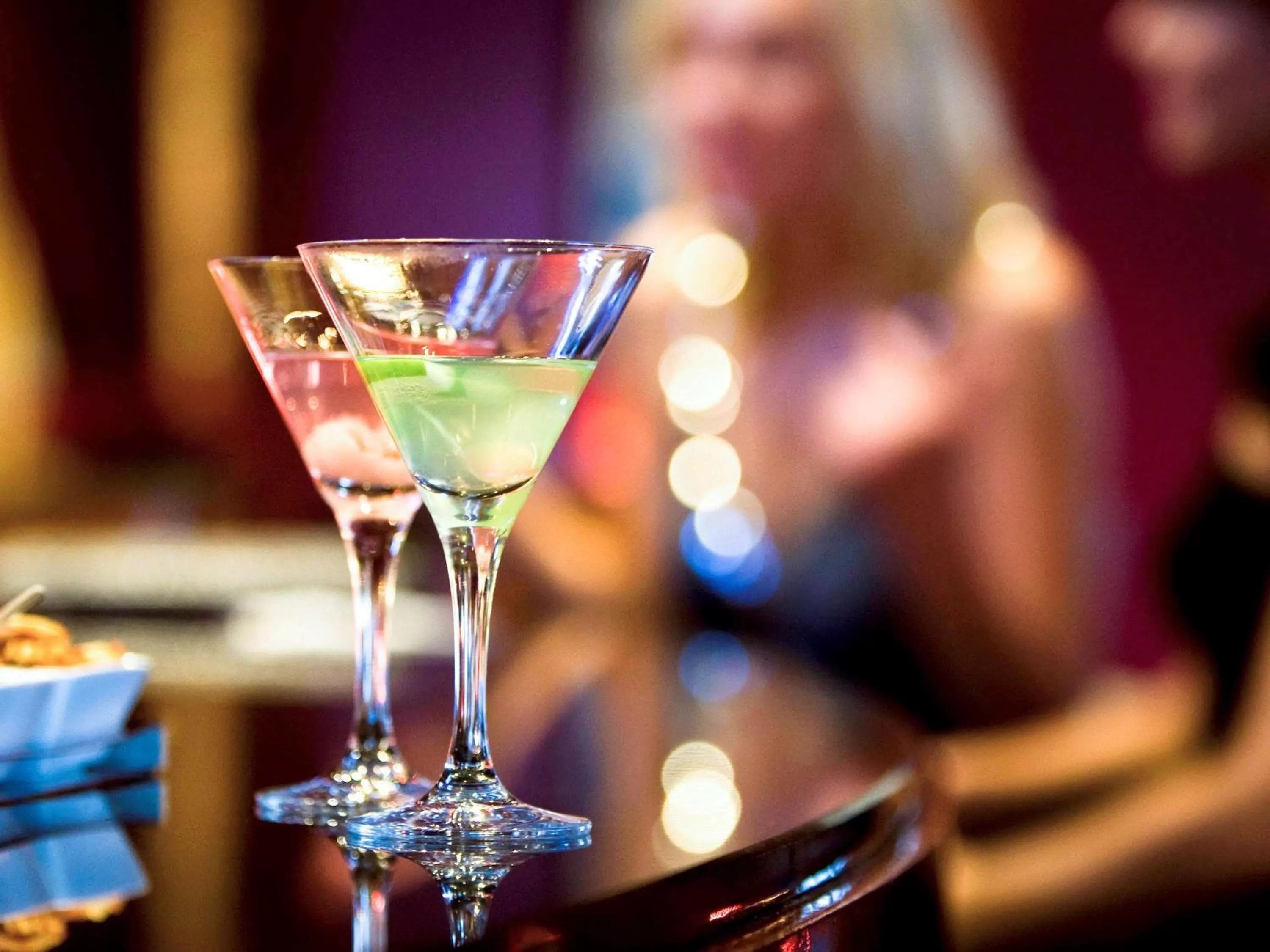 Lounge or bar in Novotel Paris La Defense Esplanade