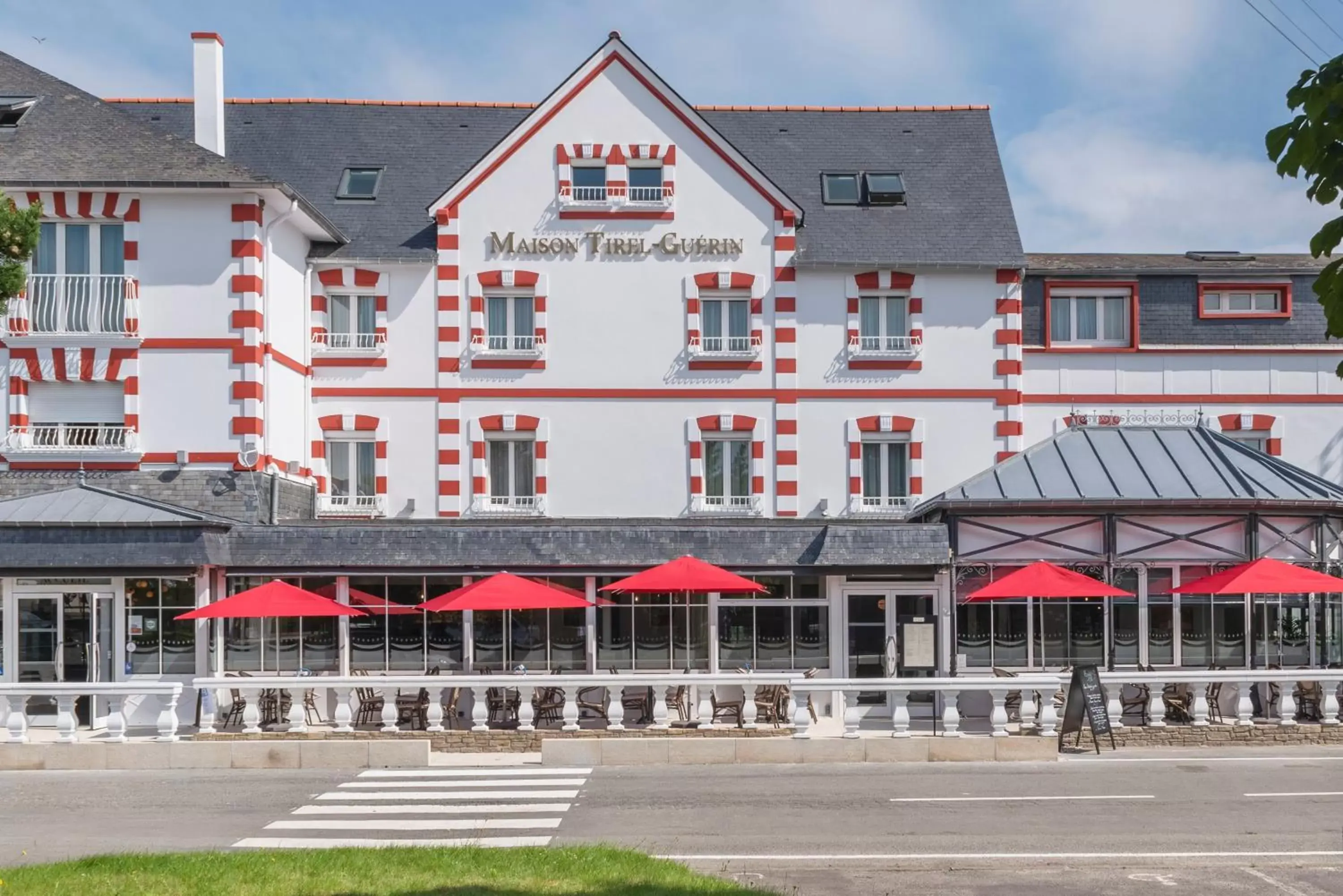 Property Building in Maison Tirel Guérin, The Originals Collection