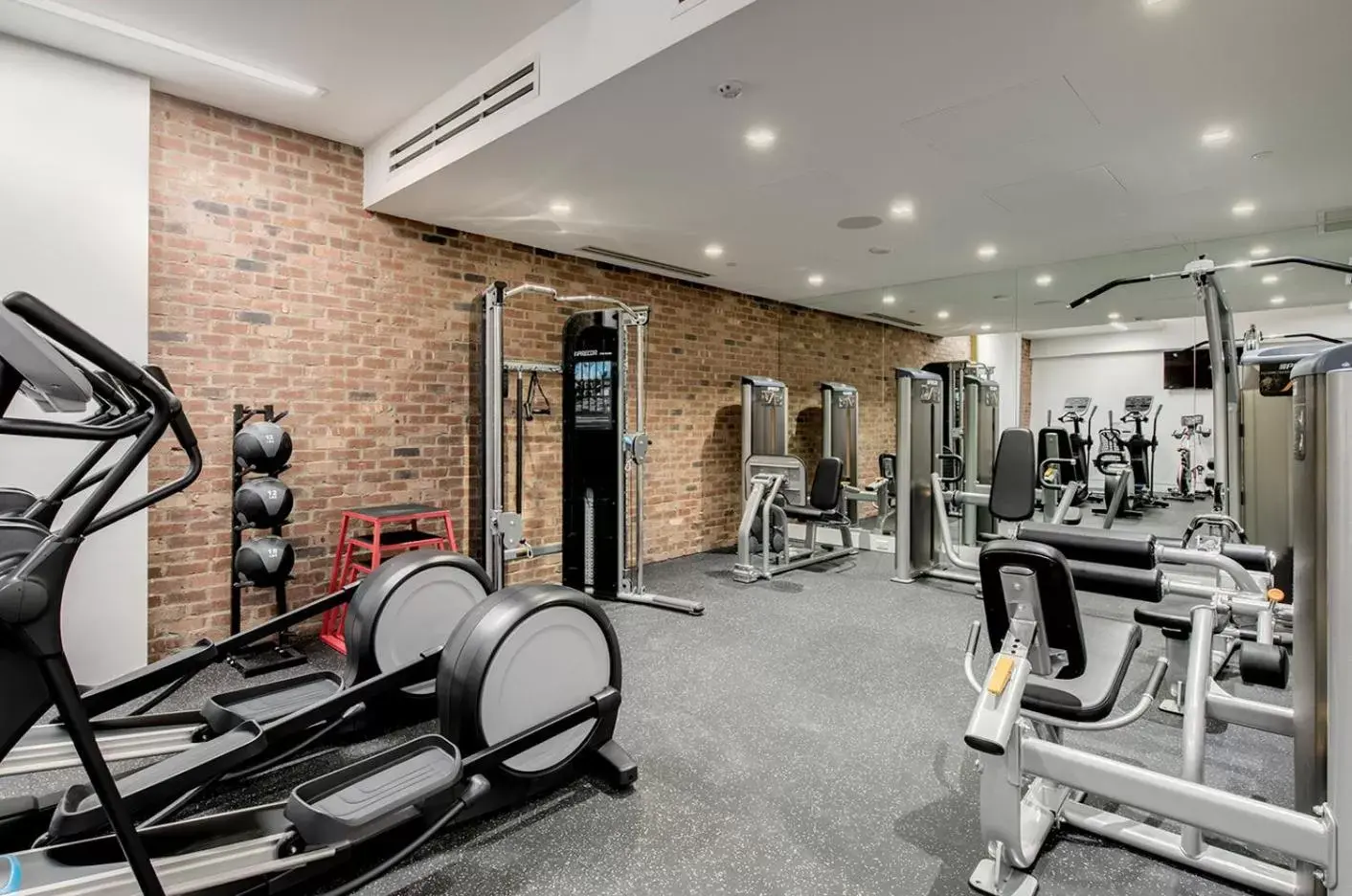 Fitness centre/facilities, Fitness Center/Facilities in EXchange Hotel Vancouver