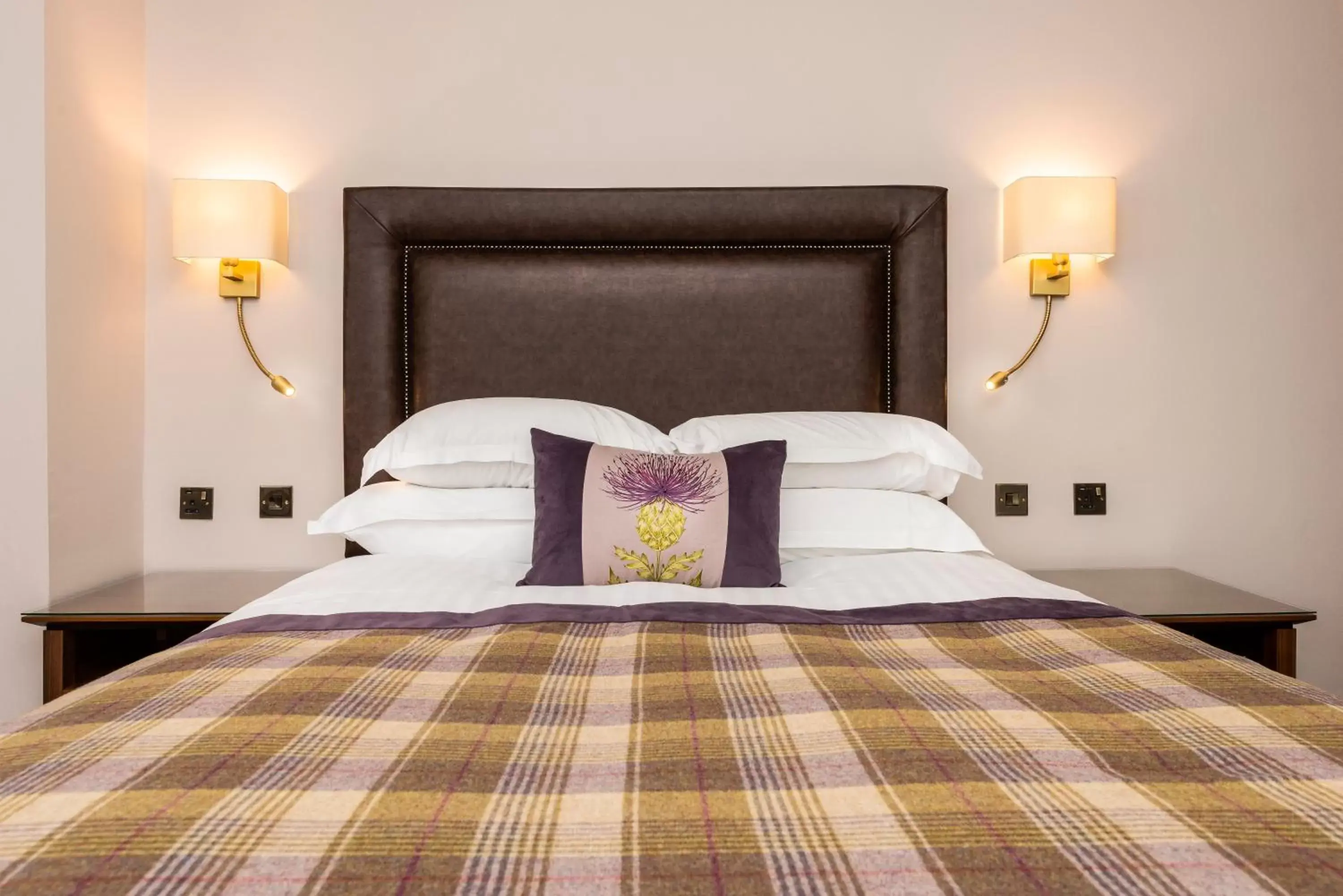 Bedroom, Bed in Macdonald Inchyra Hotel & Spa Bedroom, Bed in Macdonald Inchyra Hotel & Spa