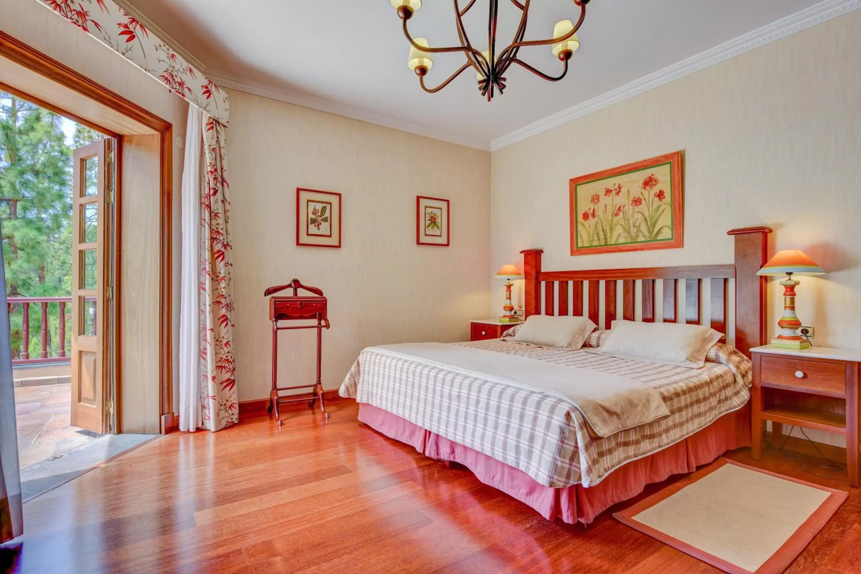 Bedroom, Bed in Hotel Spa Villalba