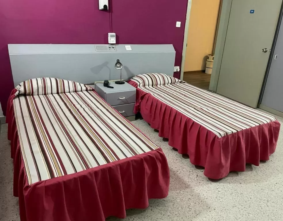 Bedroom, Bed in Roma Hotel