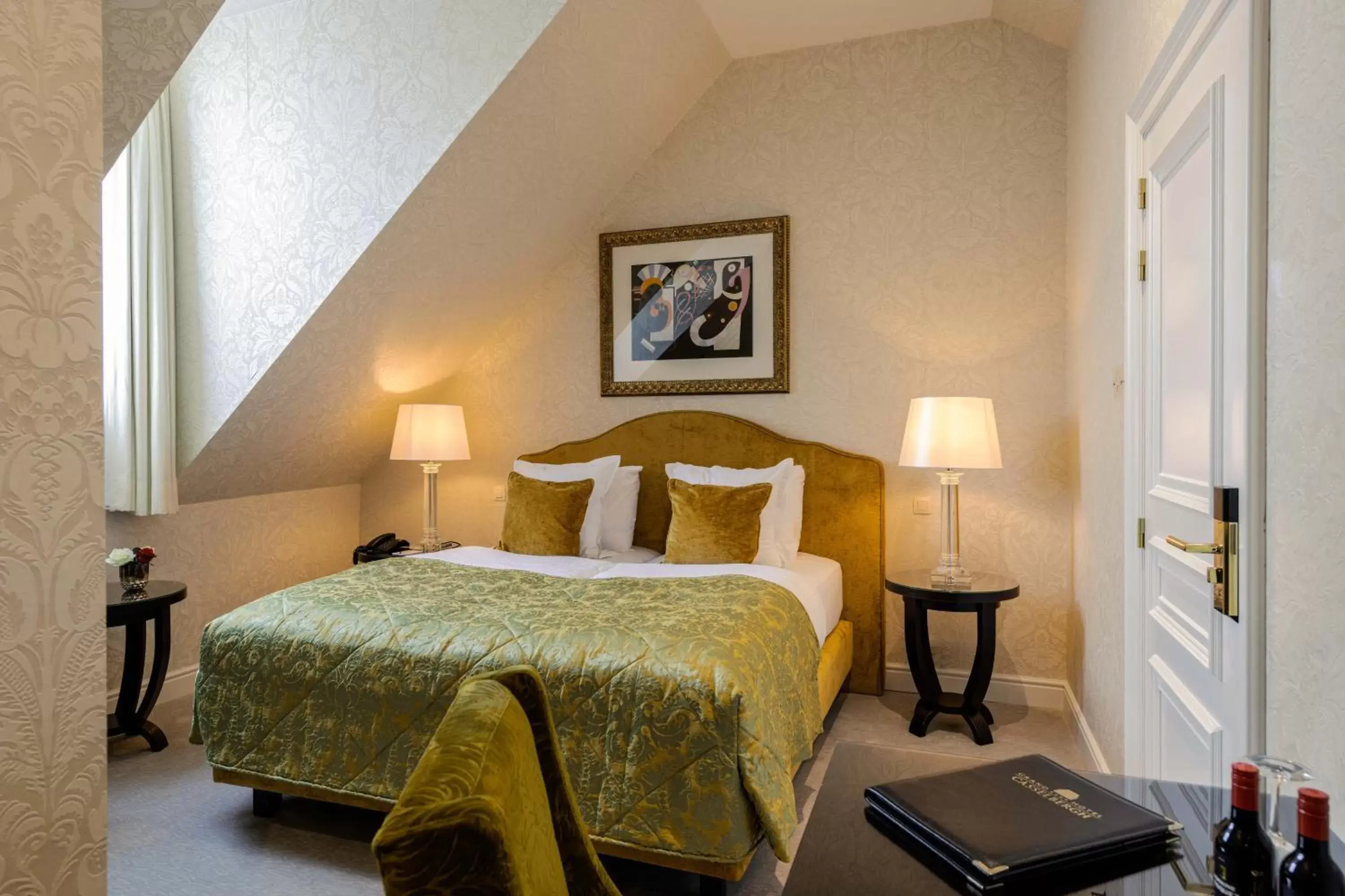 Bedroom, Bed in Grand Hotel Casselbergh Brugge