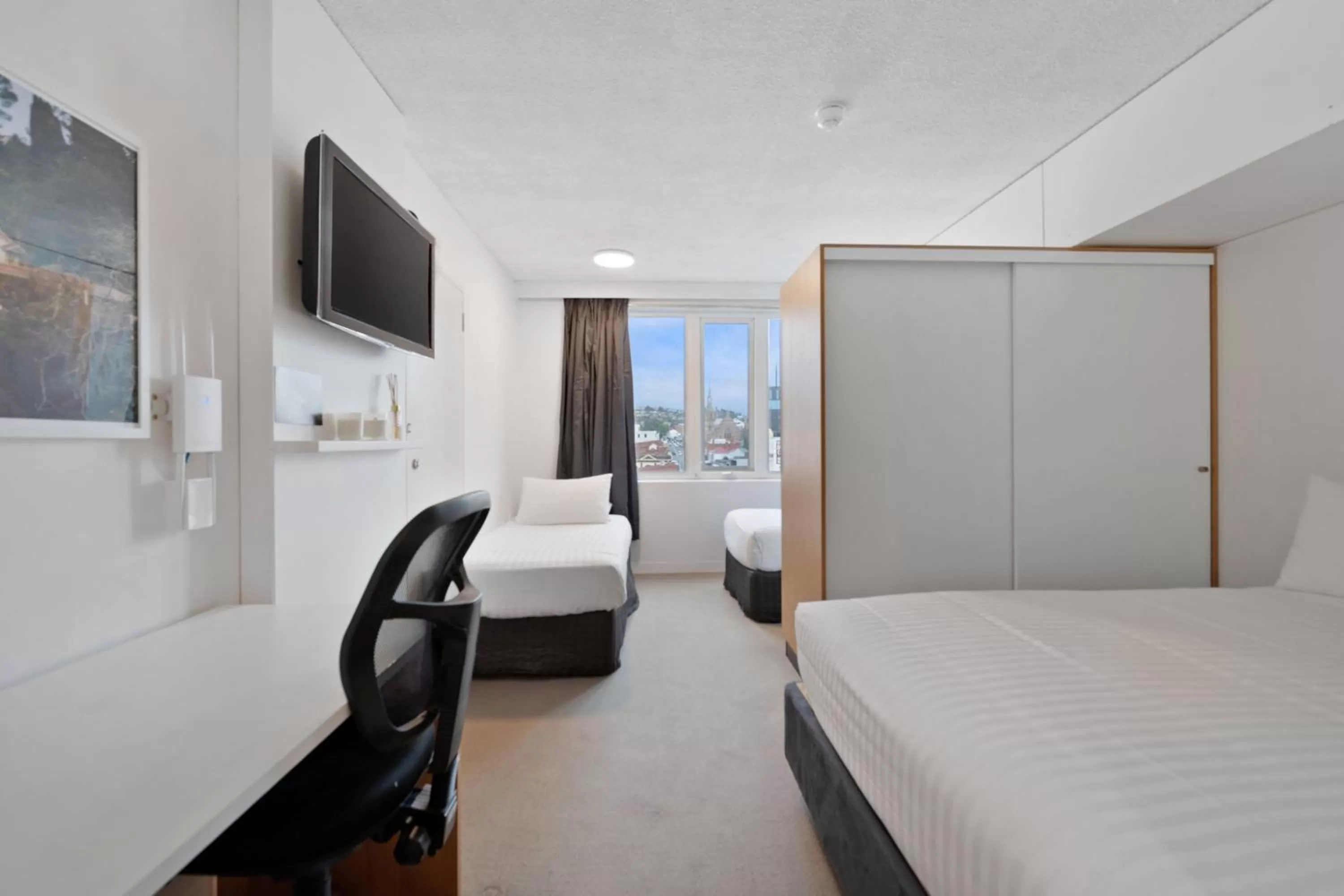 Floor plan, Bed in Allurity Hotel