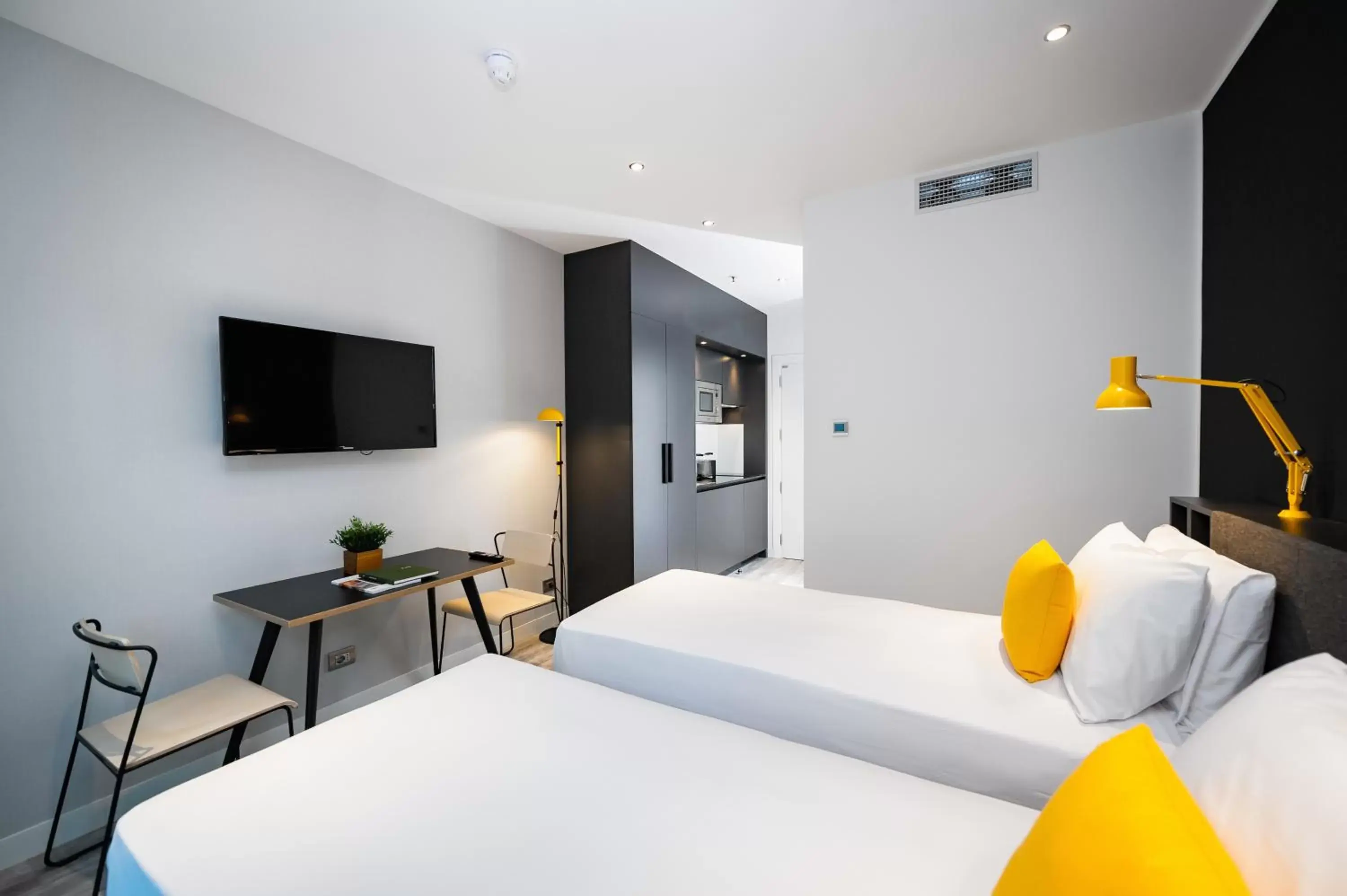 TV and multimedia, Bed in Staycity Aparthotels Venice Mestre