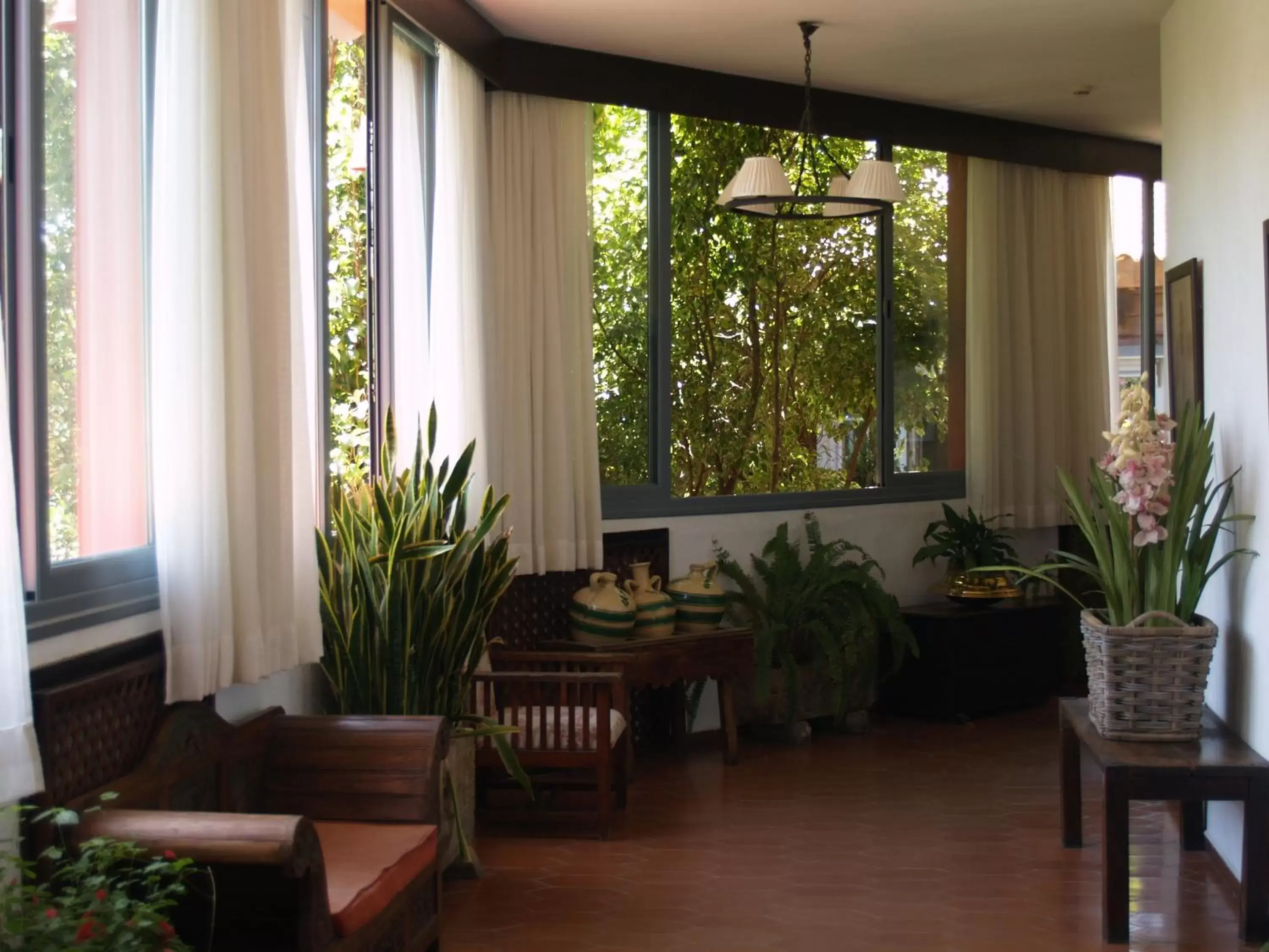 Balcony/Terrace, Seating Area in Mesón de Sancho